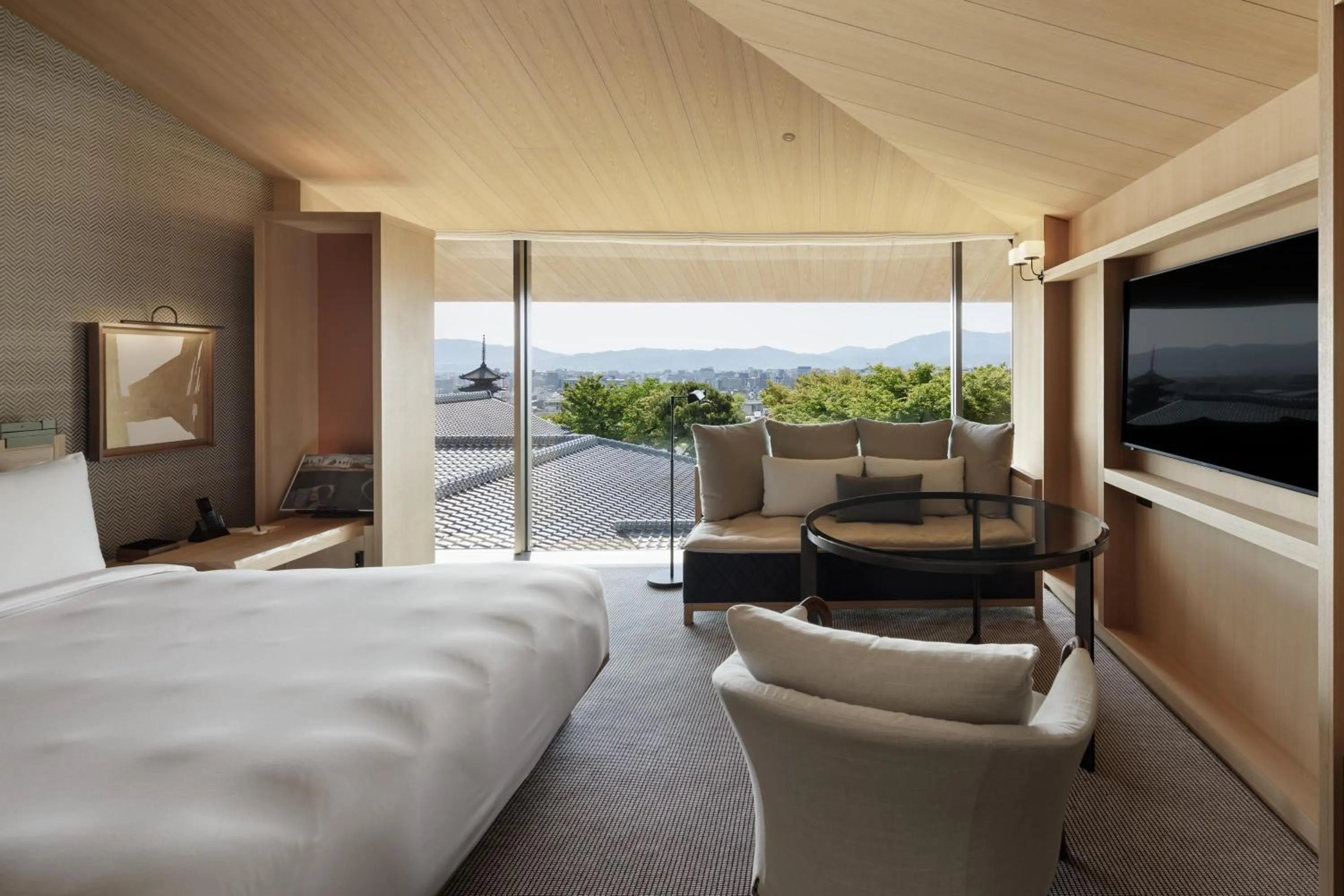 Bedroom, Bed in Park Hyatt Kyoto