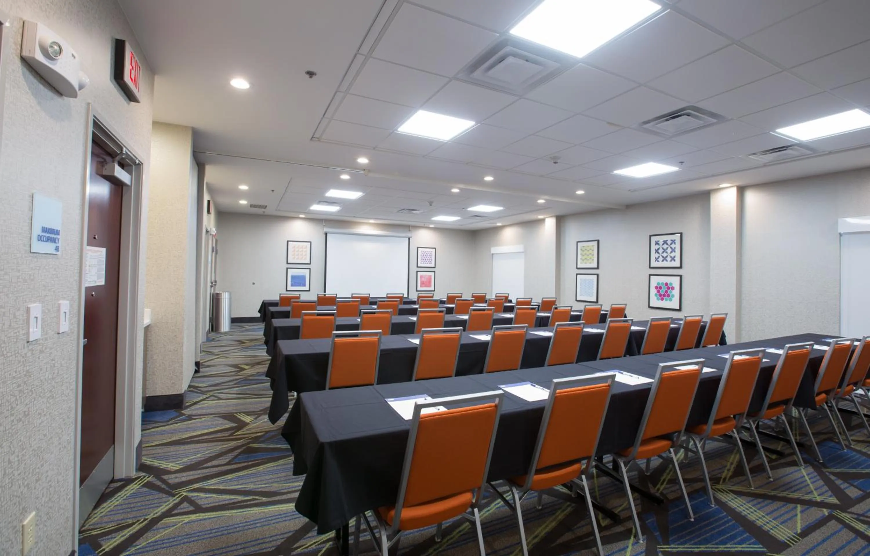Meeting/conference room in Holiday Inn Express & Suites Tupelo by IHG