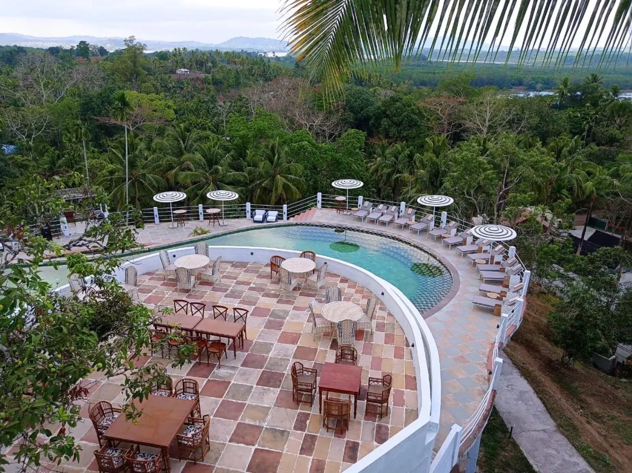 Swimming pool in Clarks Exotica Island House, Portblair