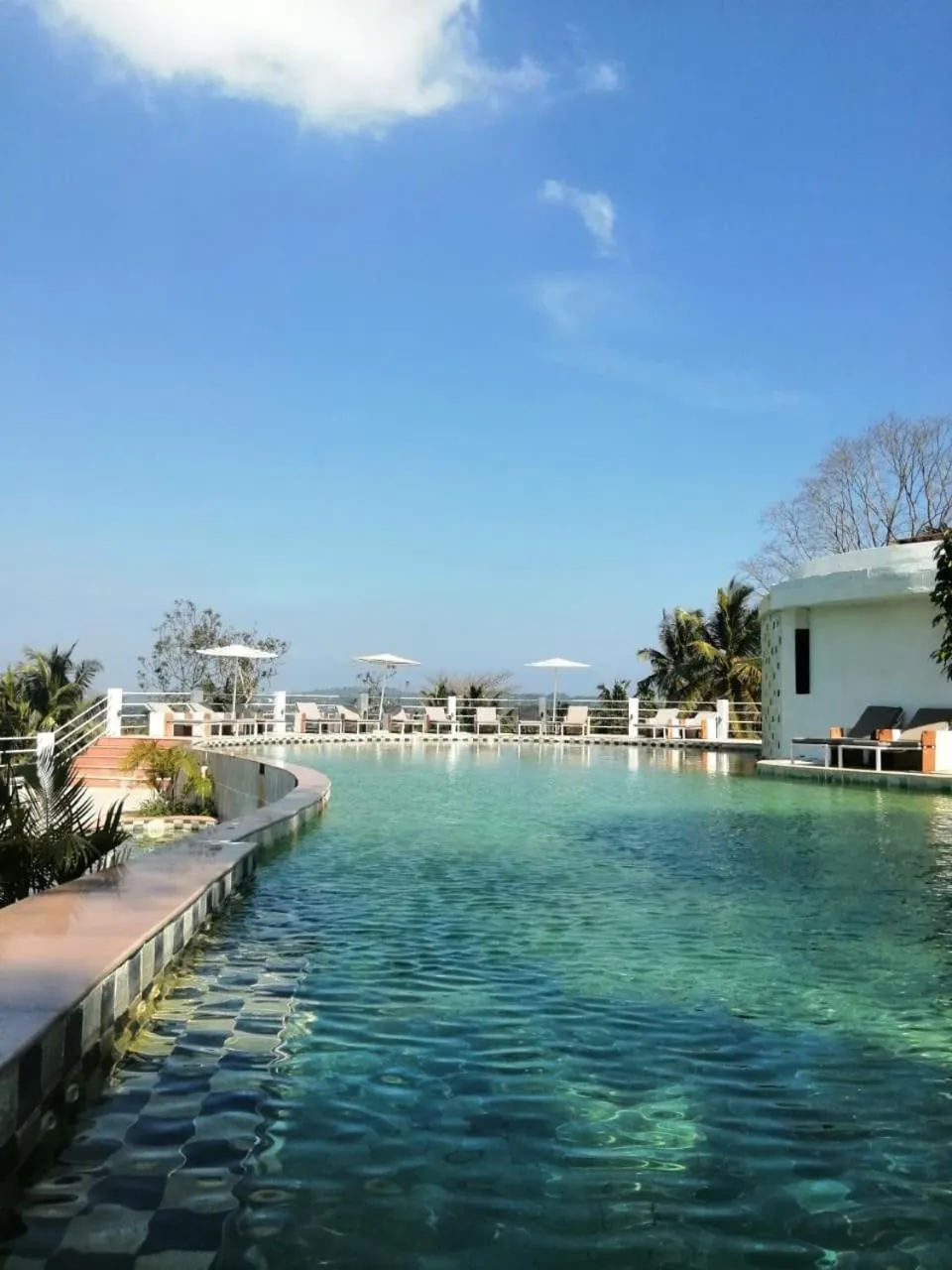 Swimming pool in Clarks Exotica Island House, Portblair