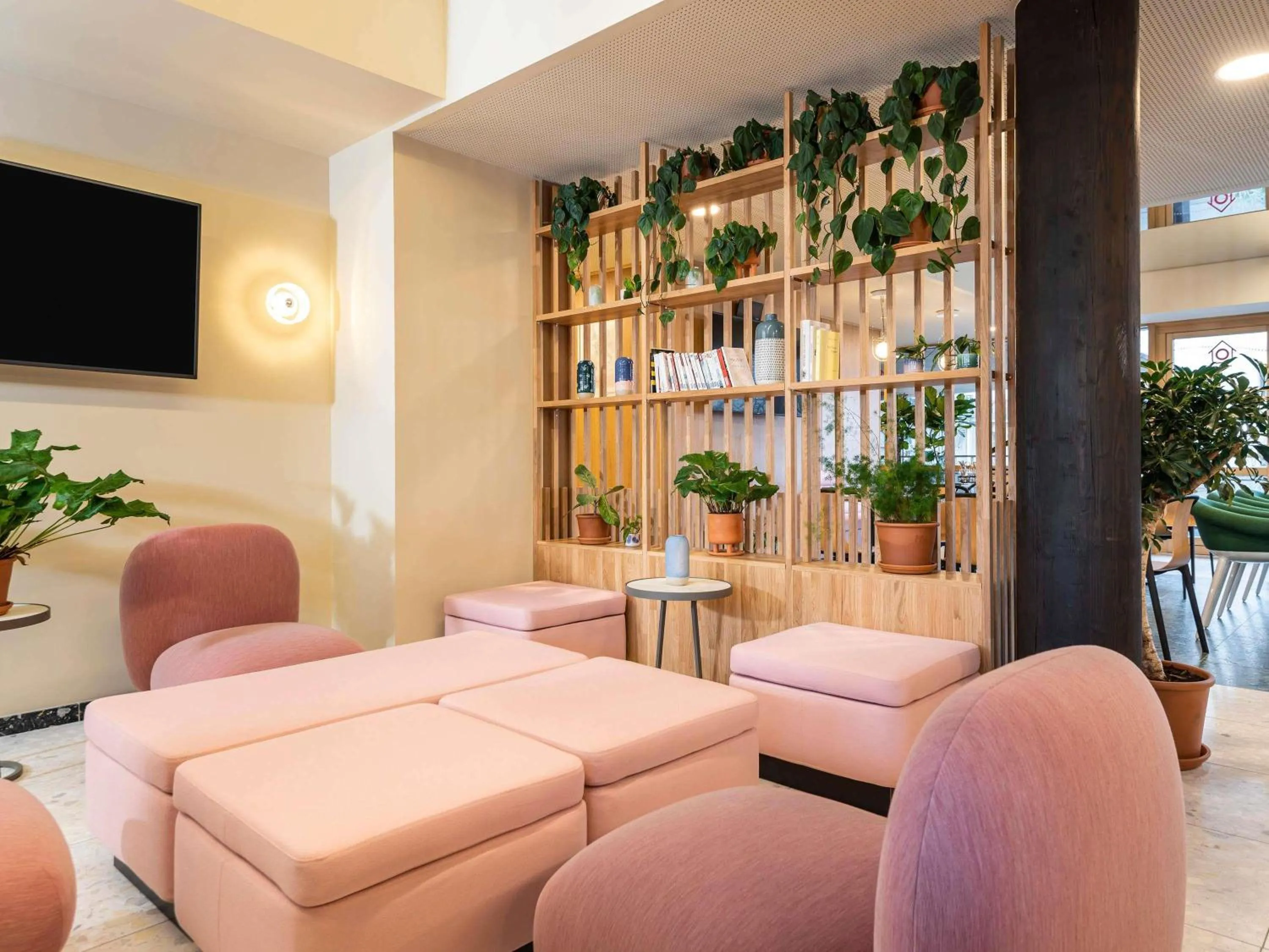 Property building in Aparthotel Adagio Paris Nation