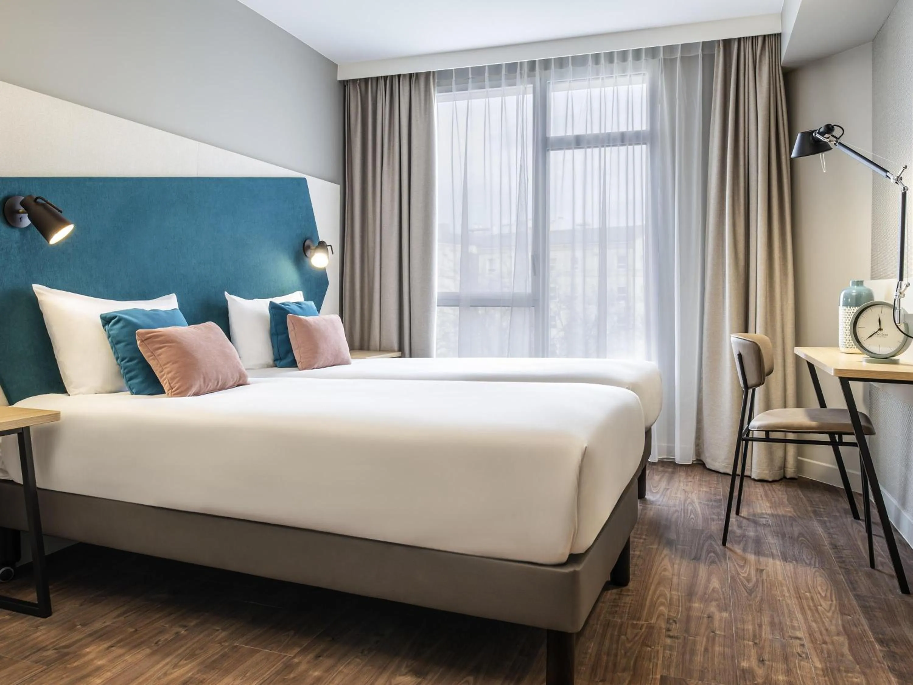 Bedroom, Bed in Aparthotel Adagio Paris Nation