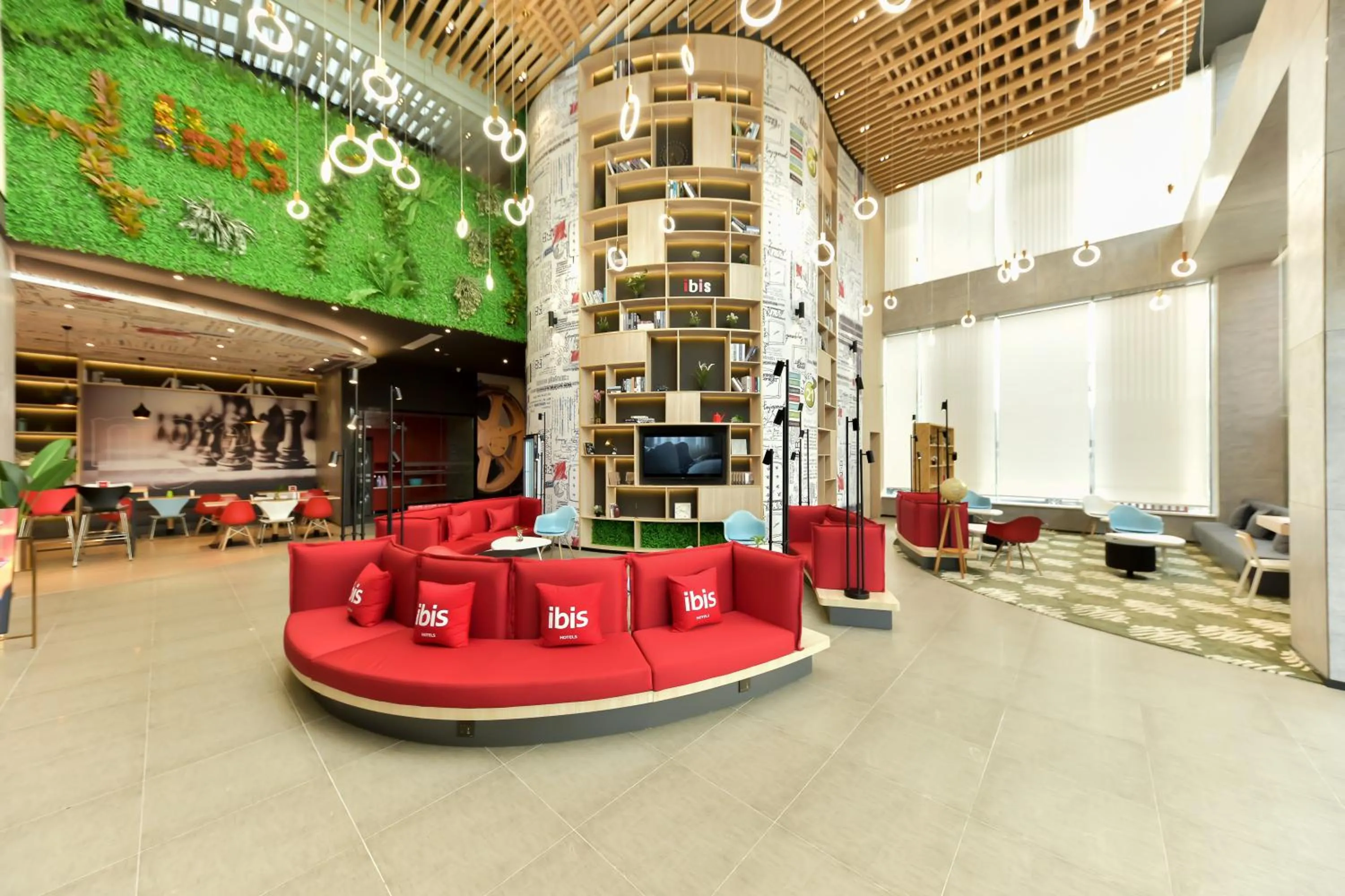 Lobby/Reception in Ibis Guangzhou Pazhou International Exhibition Center Hotel