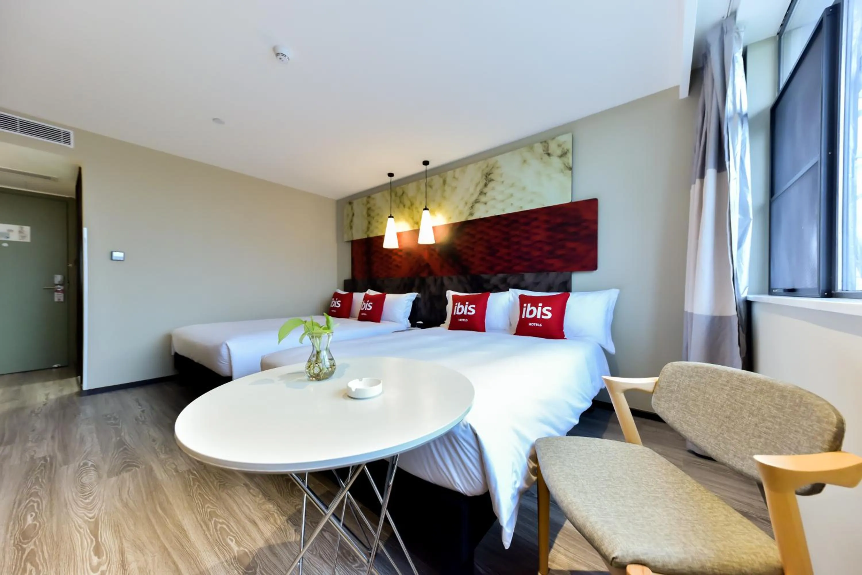 Ibis Guangzhou Pazhou International Exhibition Center Hotel