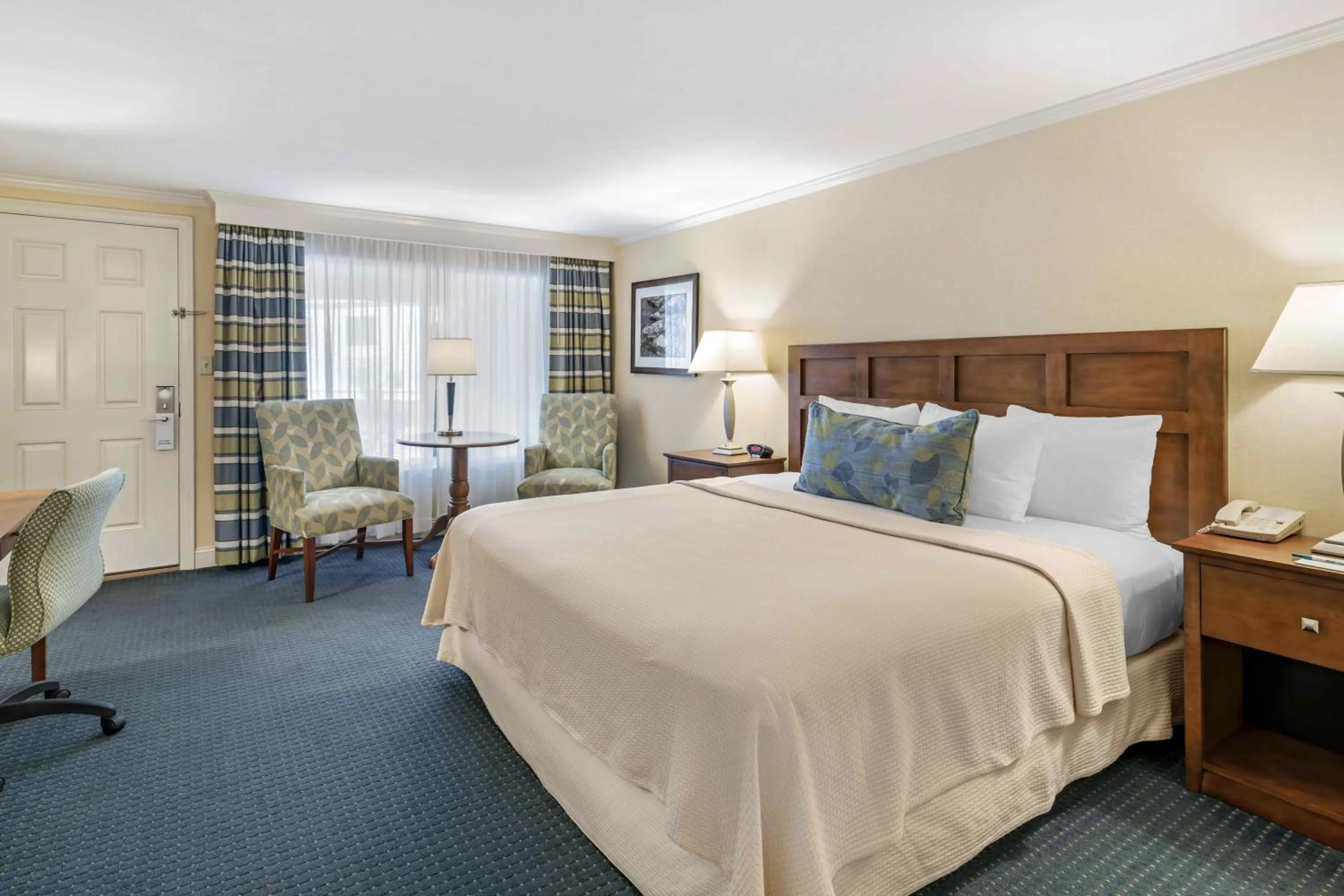 Bed in Juniper Hill Inn