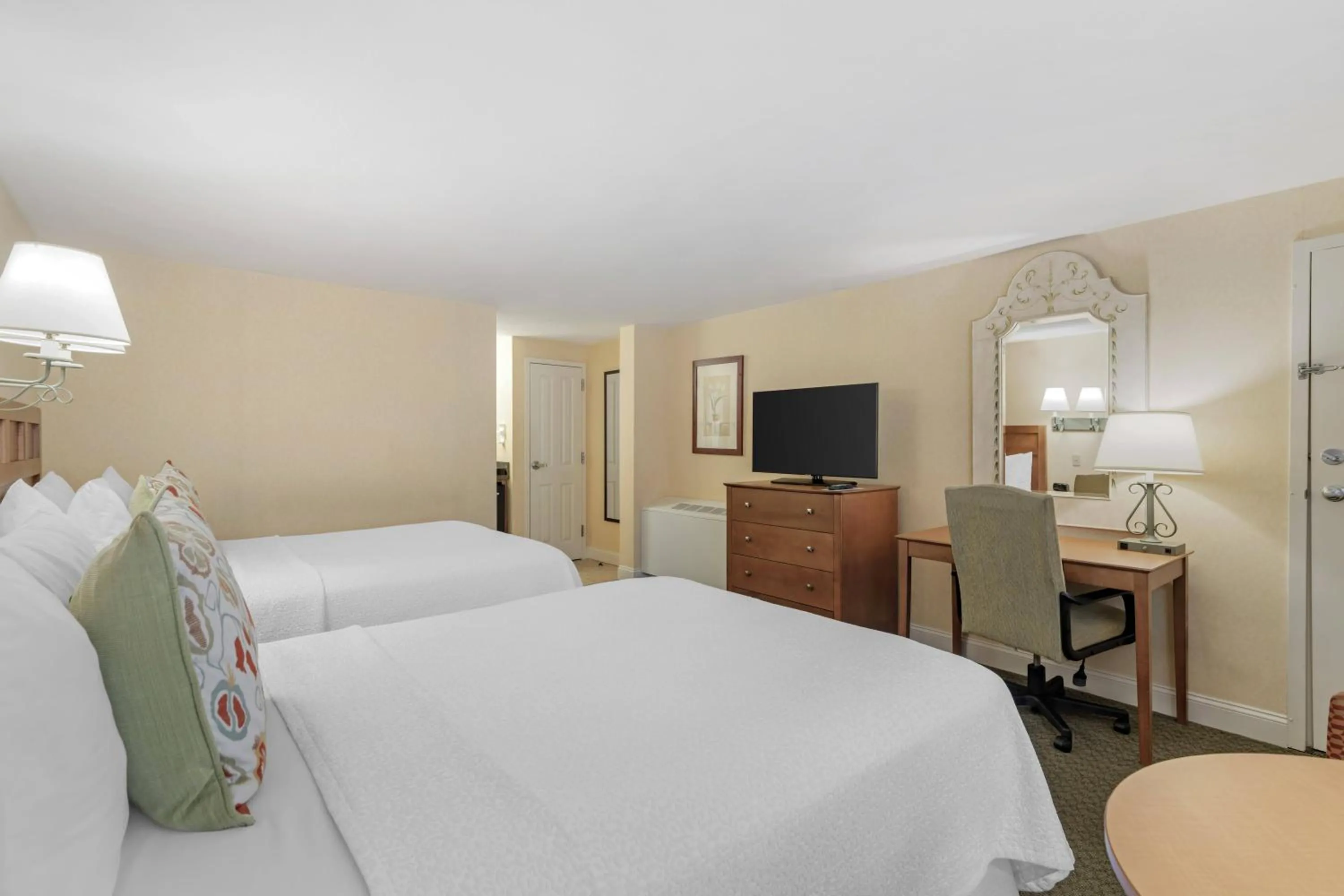 Bed in Juniper Hill Inn