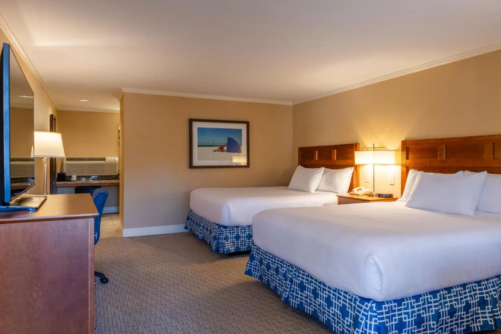 Bed in Juniper Hill Inn