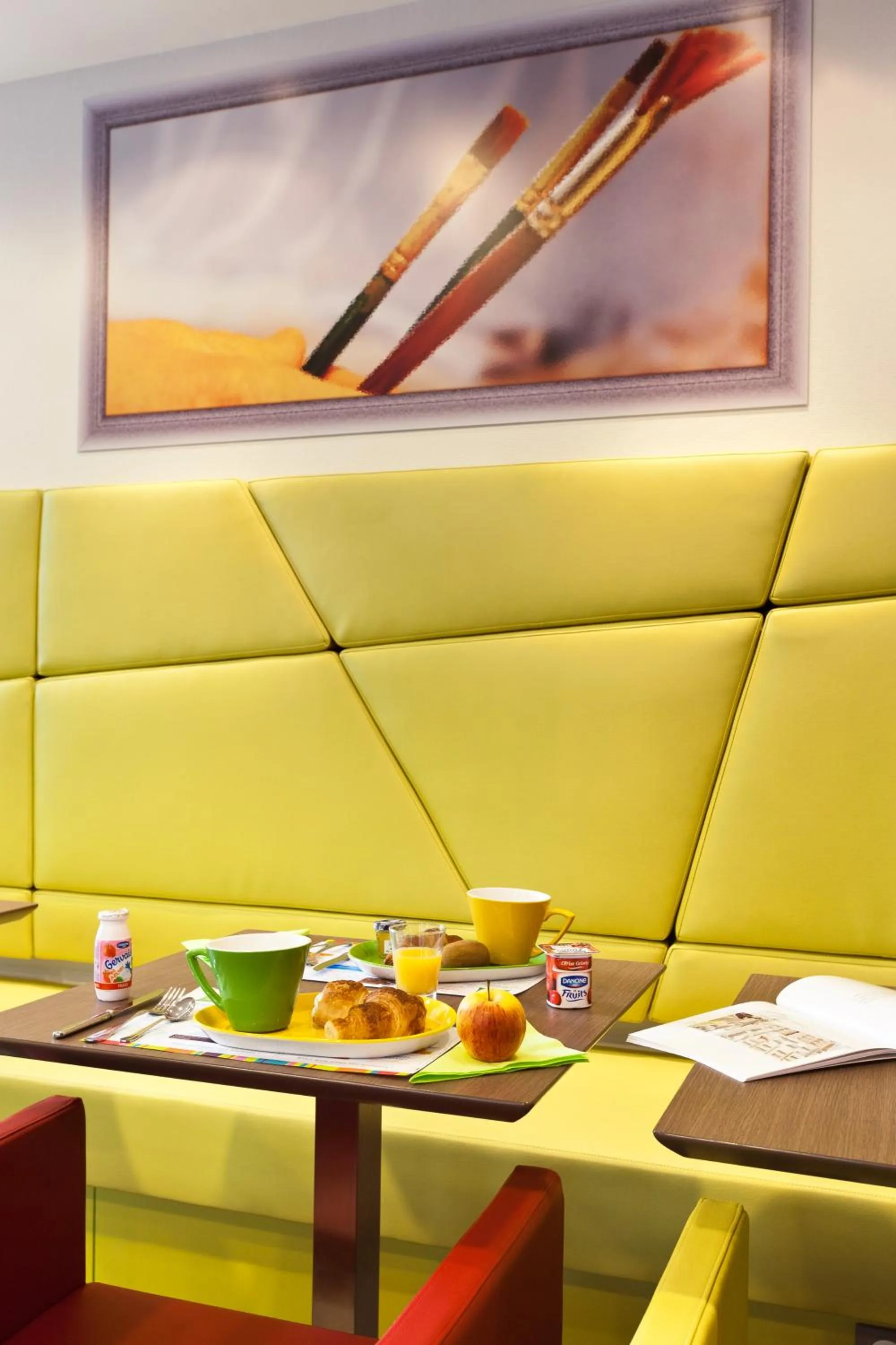 Restaurant/places to eat in ibis Styles Honfleur Centre Historique