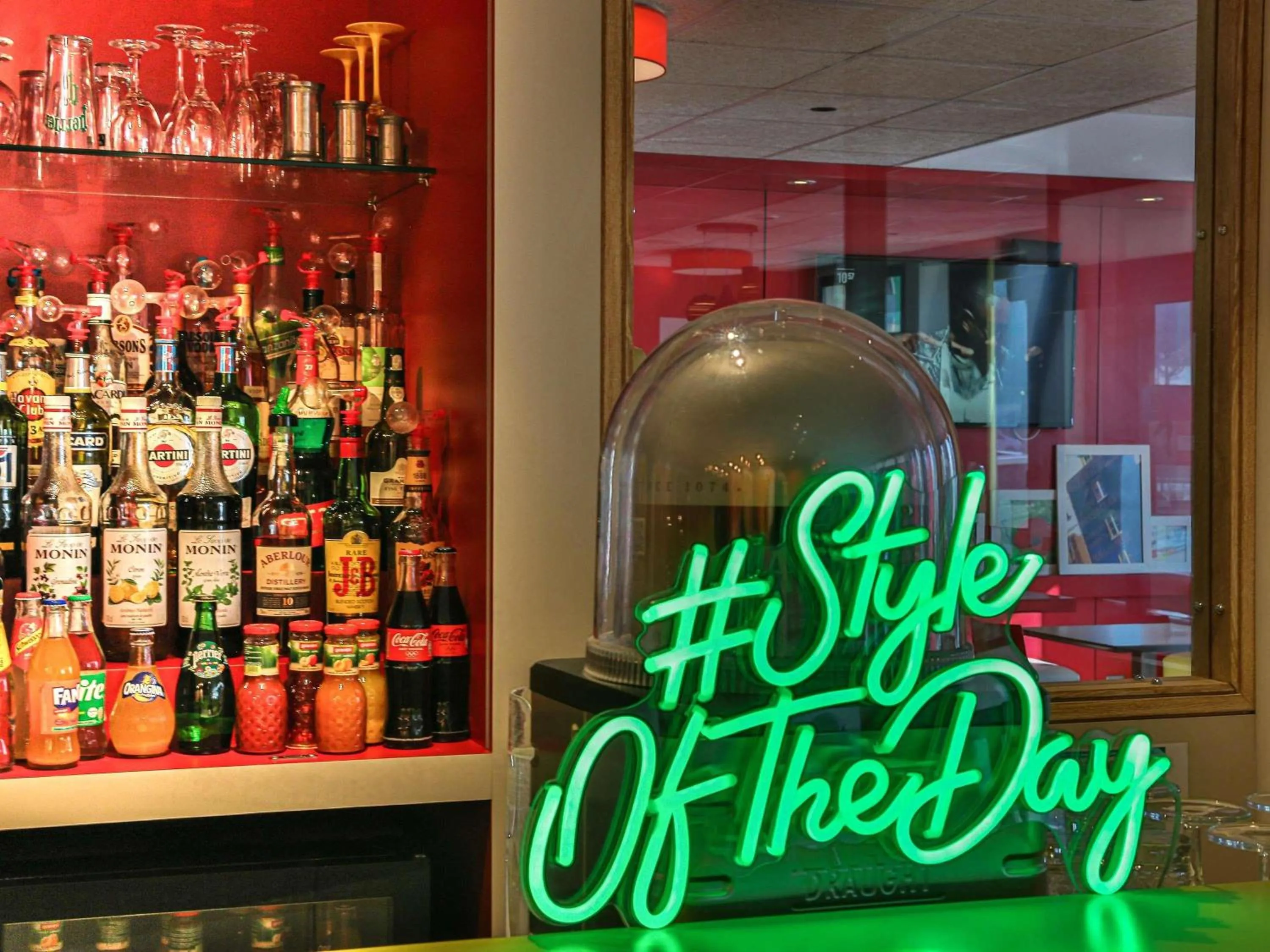 Property building in ibis Styles Honfleur Centre Historique