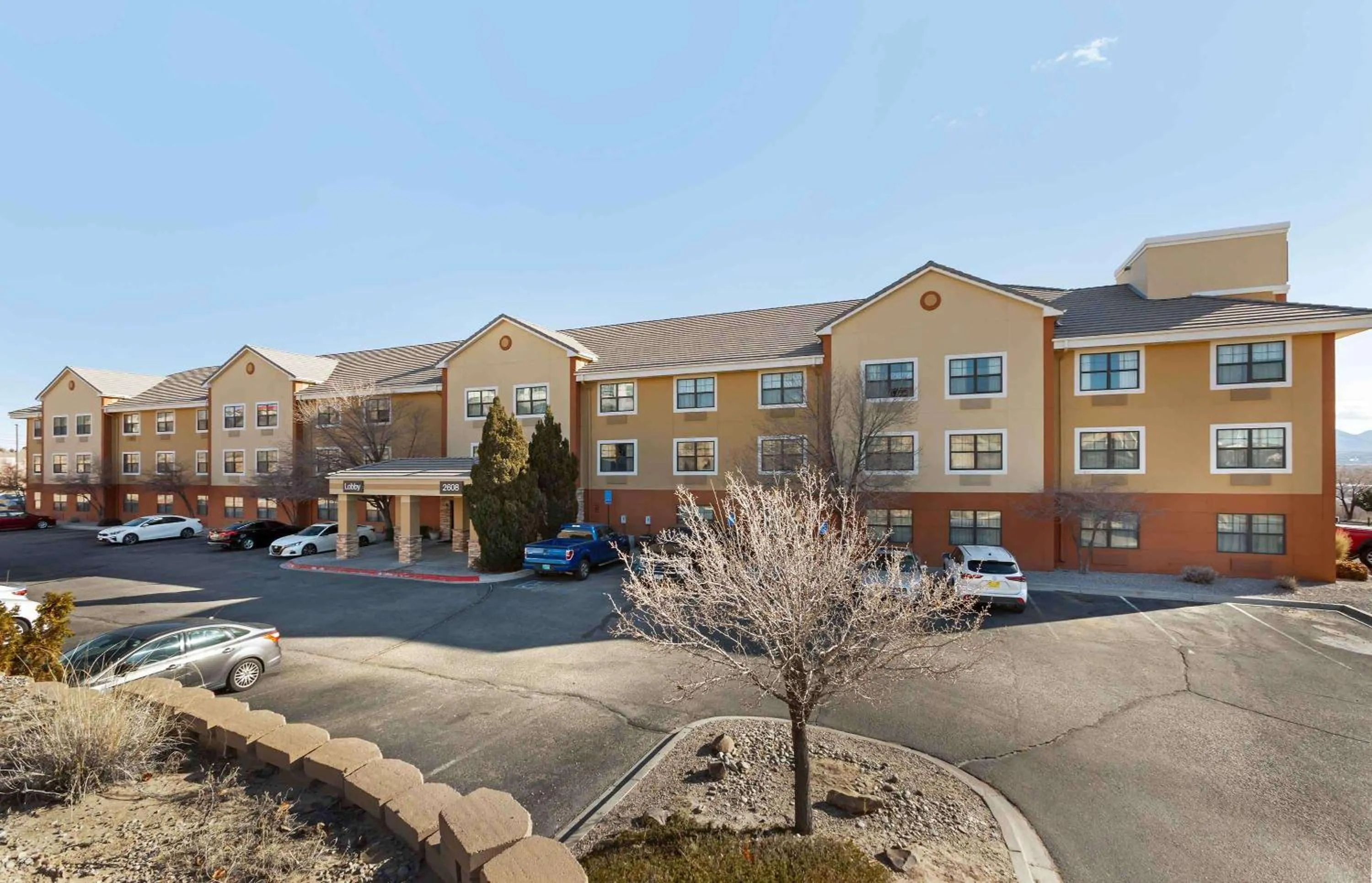 Property building in Extended Stay America Suites - Albuquerque - Rio Rancho