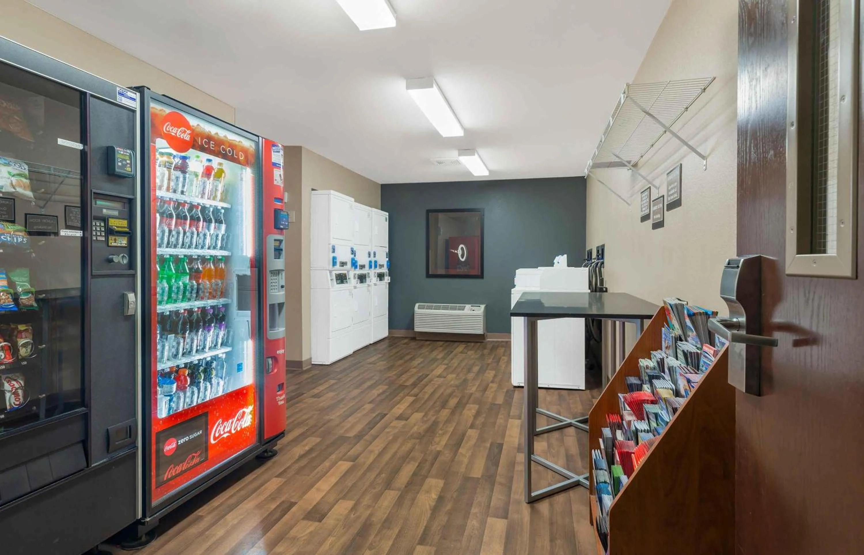 Property building in Extended Stay America Suites - Foxboro - Norton