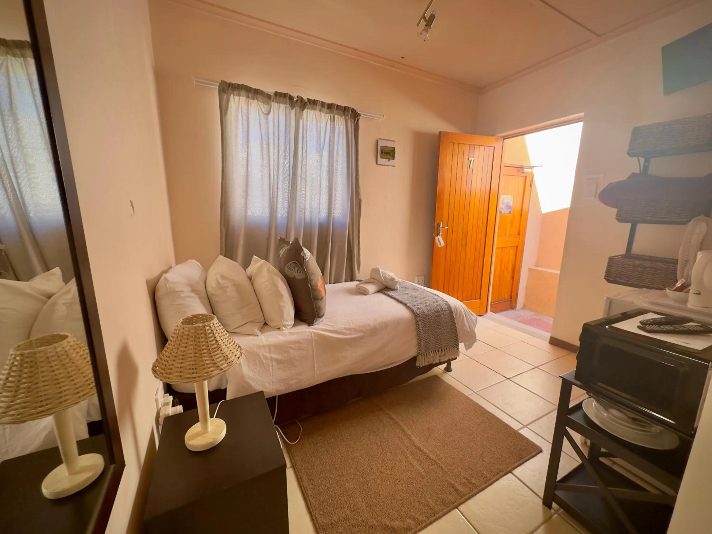 Bed in Kliprand Guest House