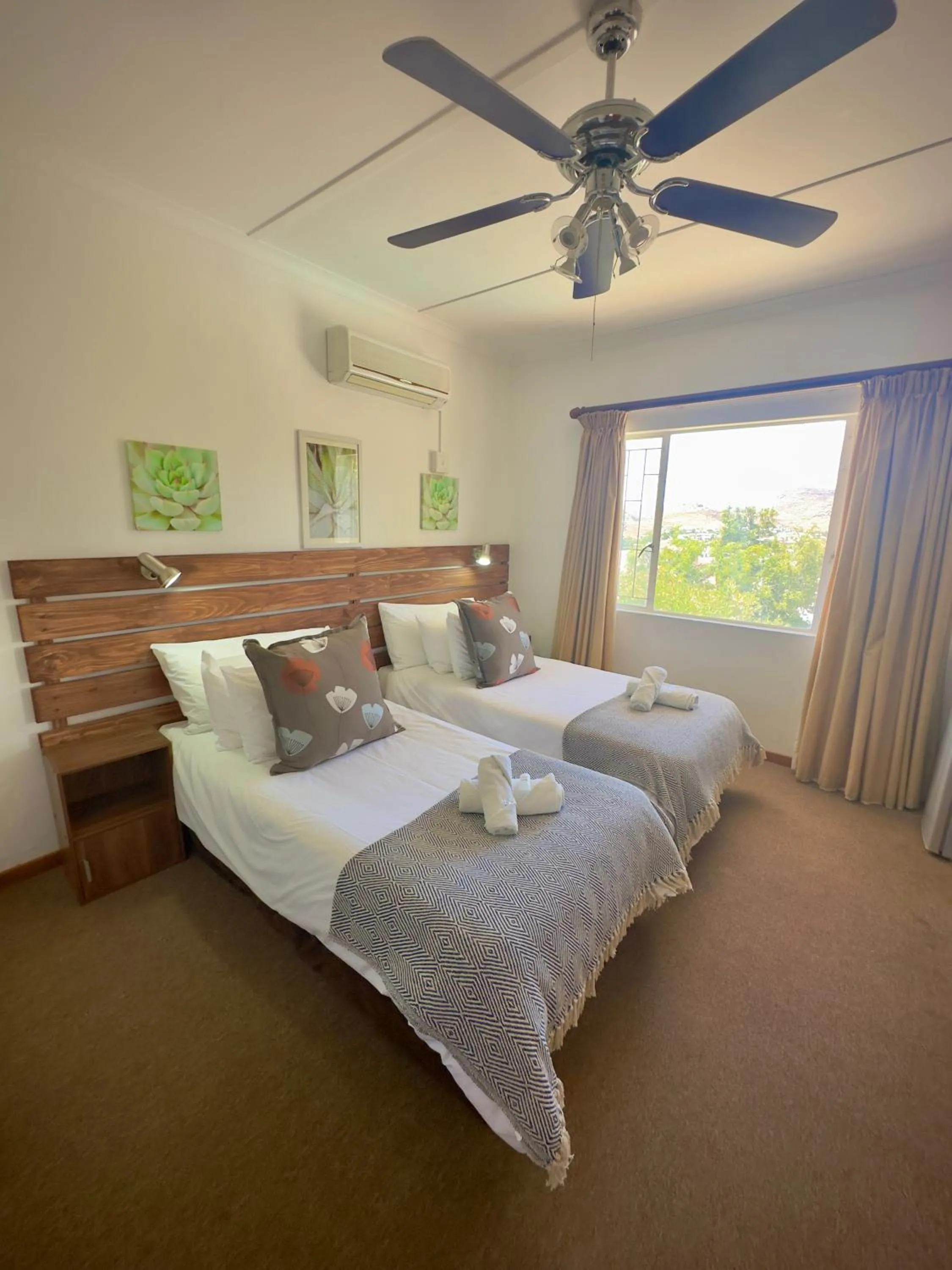 Bed in Kliprand Guest House