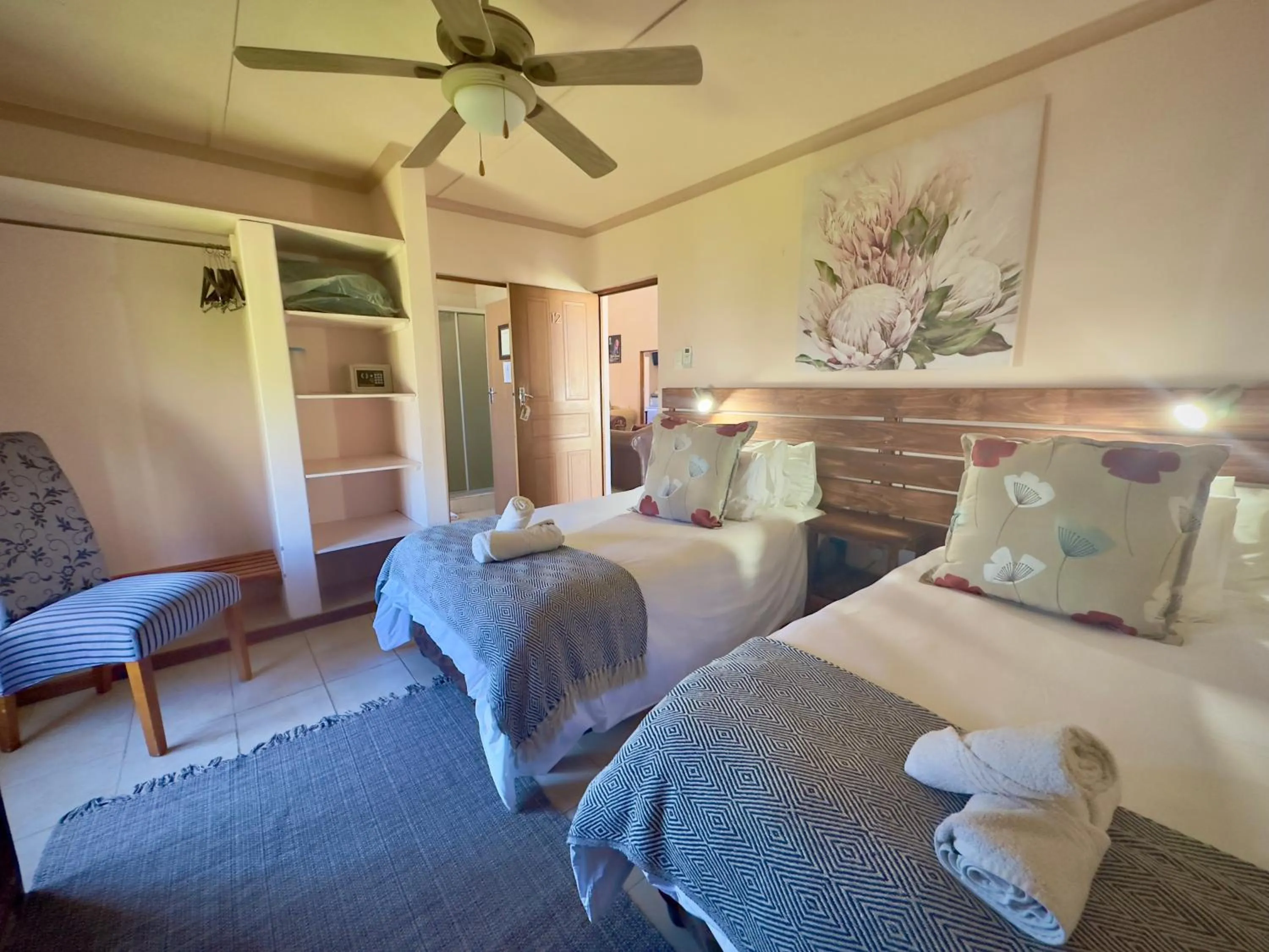 Bed in Kliprand Guest House