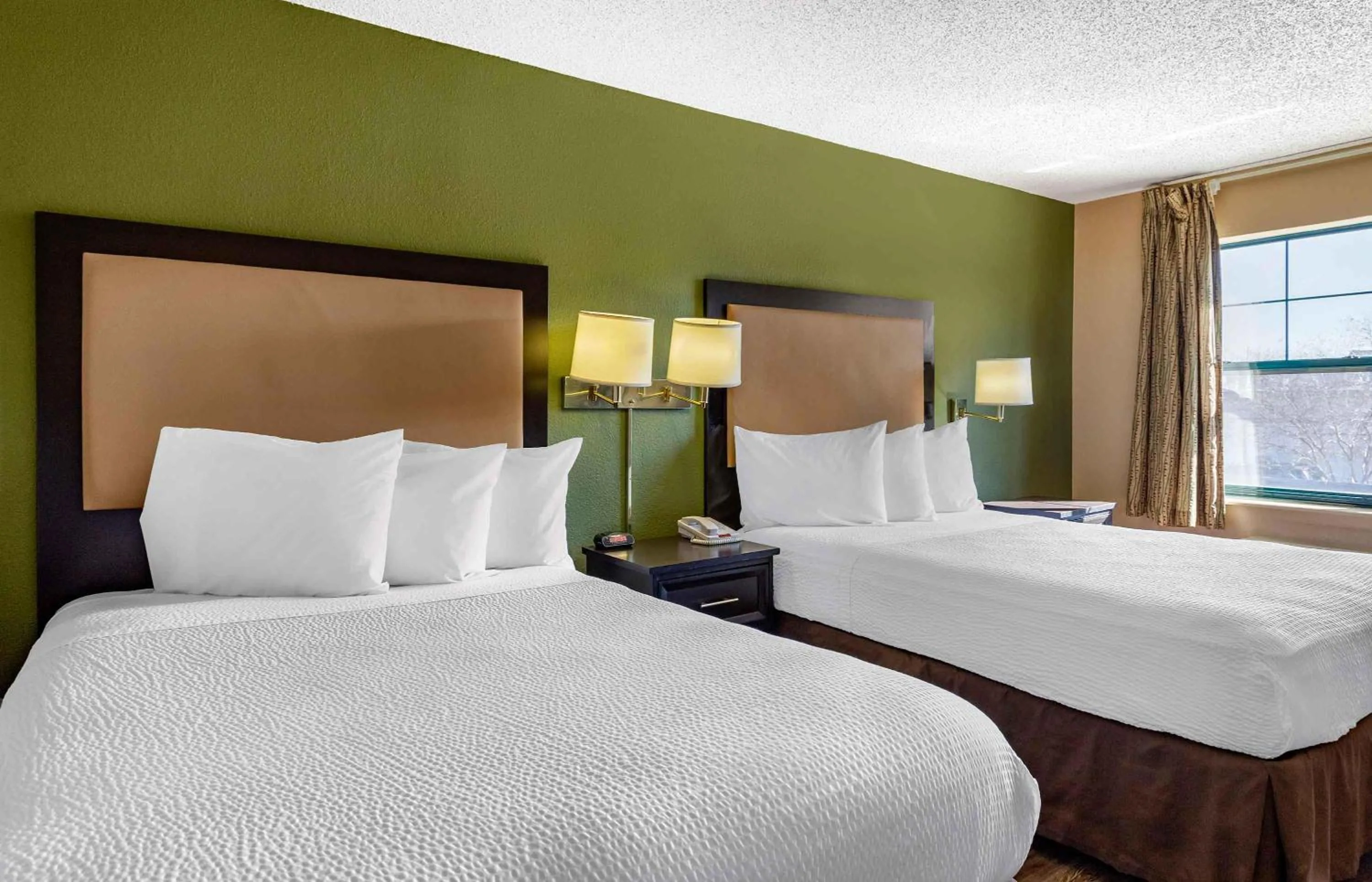 Bedroom, Bed in Extended Stay America Suites - Houston - Westchase - Richmond
