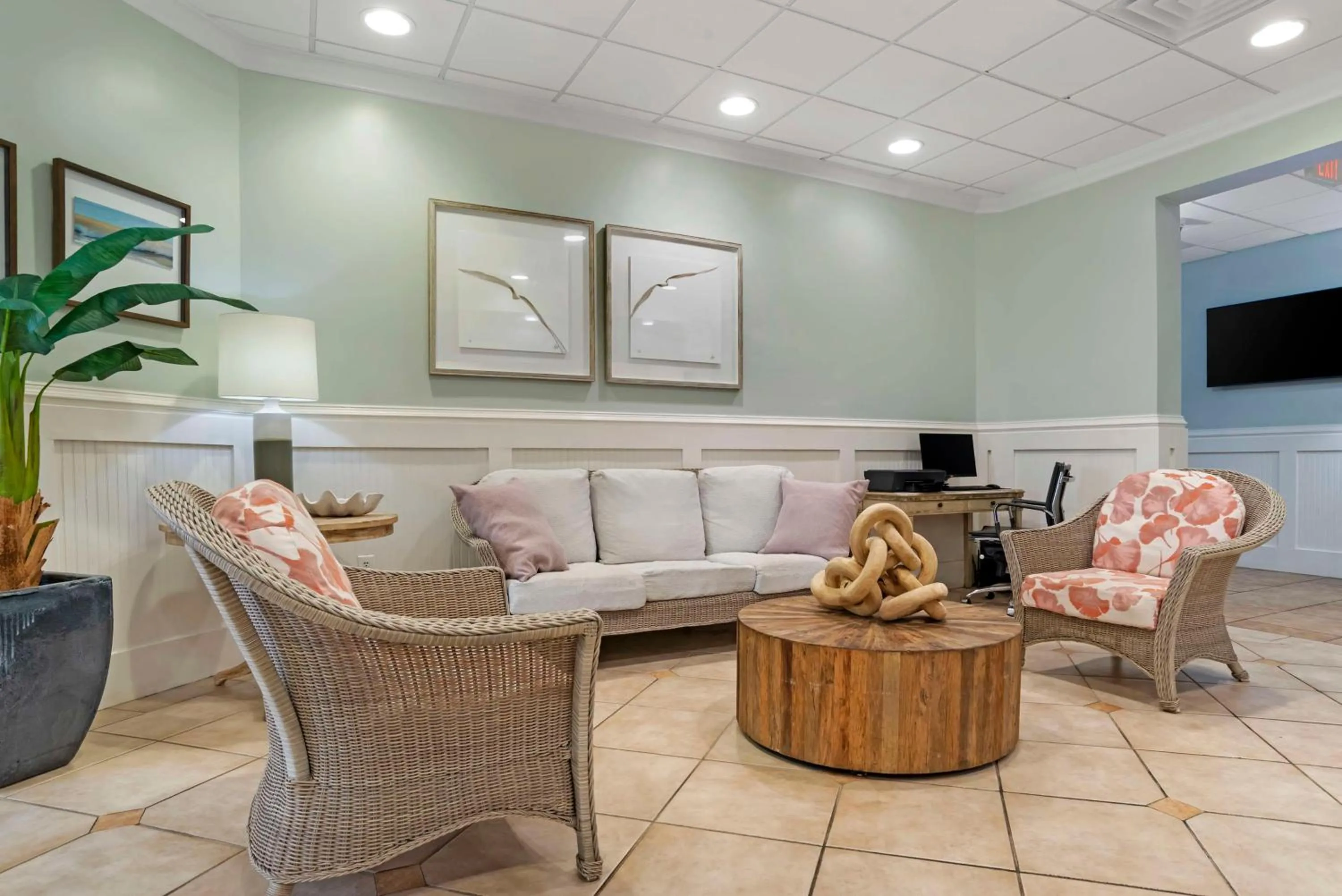 Lobby or reception in Best Western on the Beach