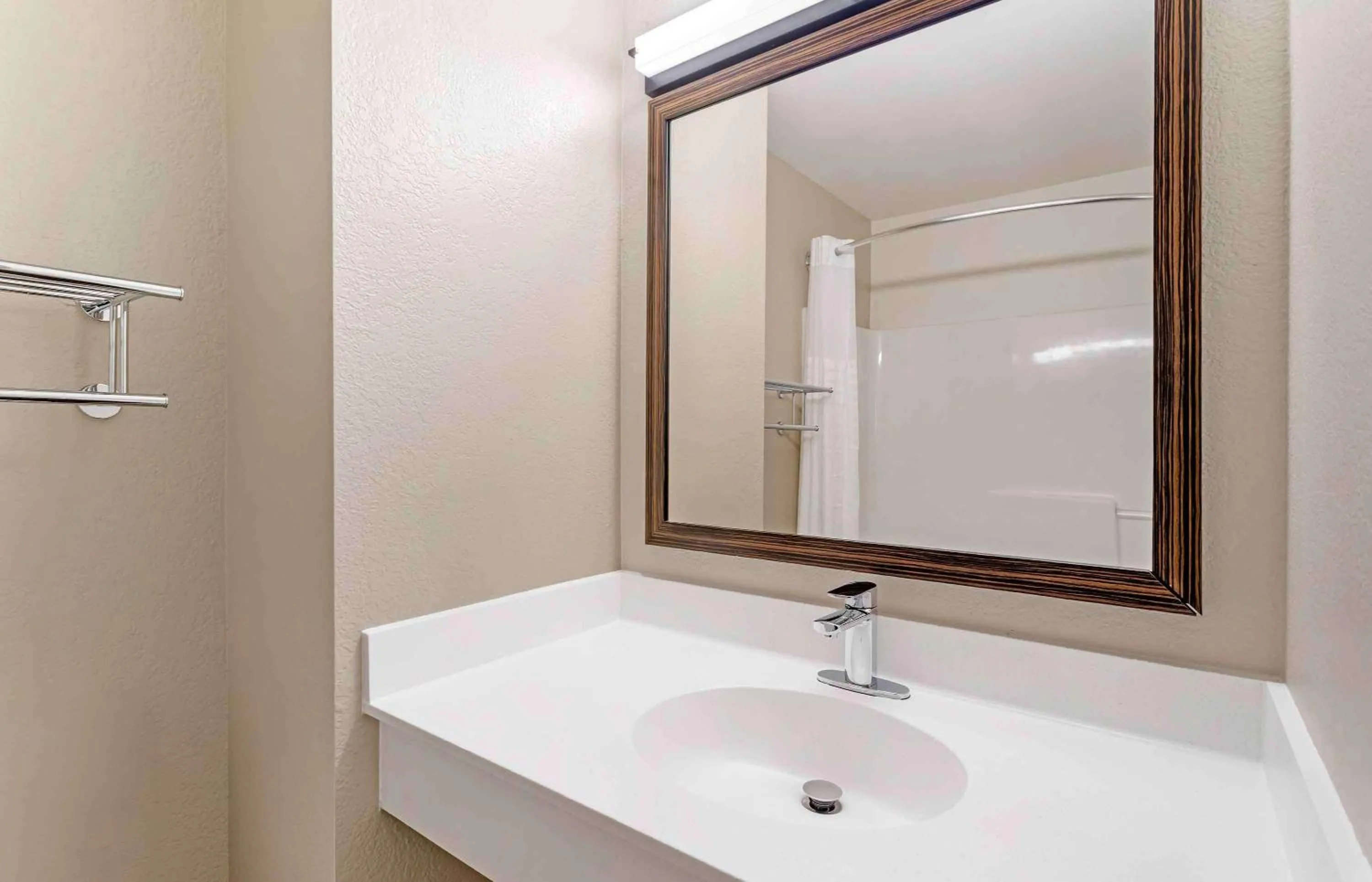Bathroom in Extended Stay America Suites - Asheville - Tunnel Rd