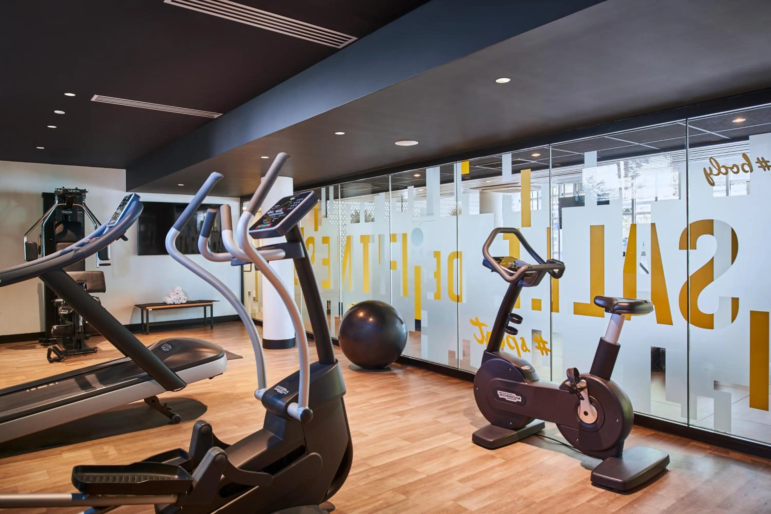 Fitness centre/facilities in CAMPANILE PARIS 12 - Bercy Village
