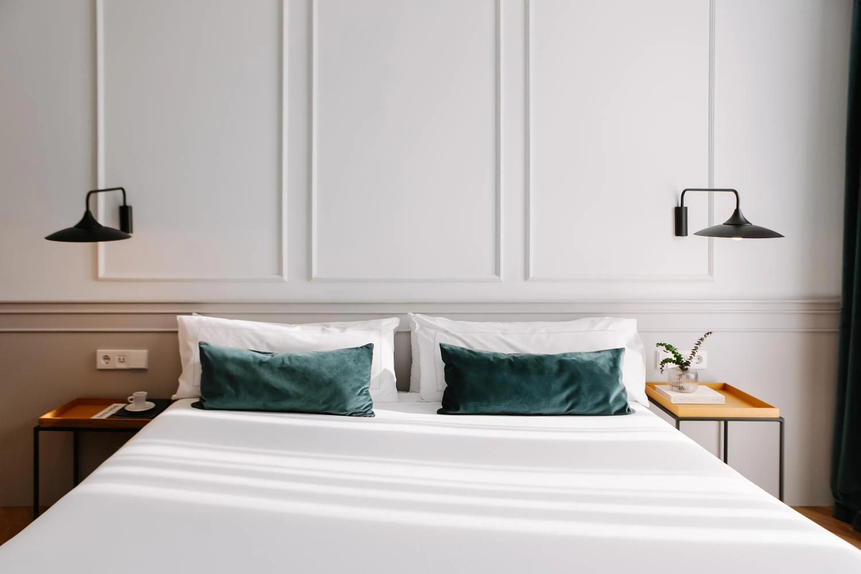 Bedroom, Bed in Room Mate Helen Berger Boutique