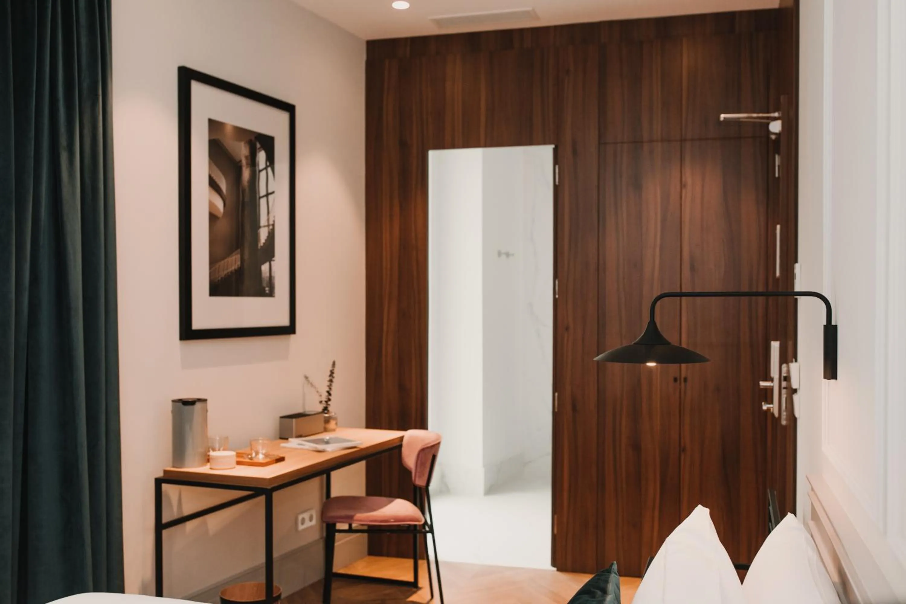 Seating area in Room Mate Helen Berger Boutique