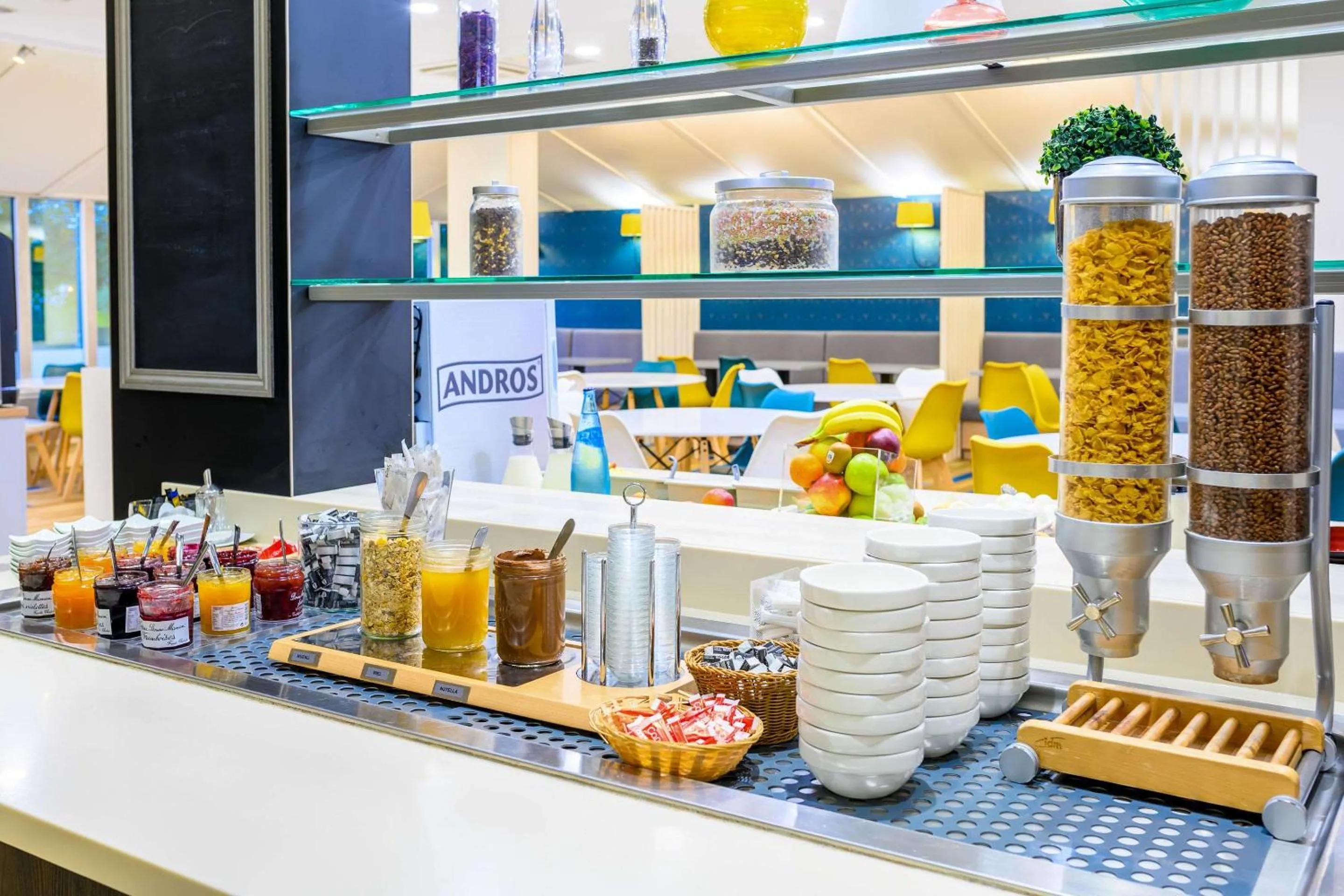 Breakfast in Comfort Hotel Paris Porte d'Ivry