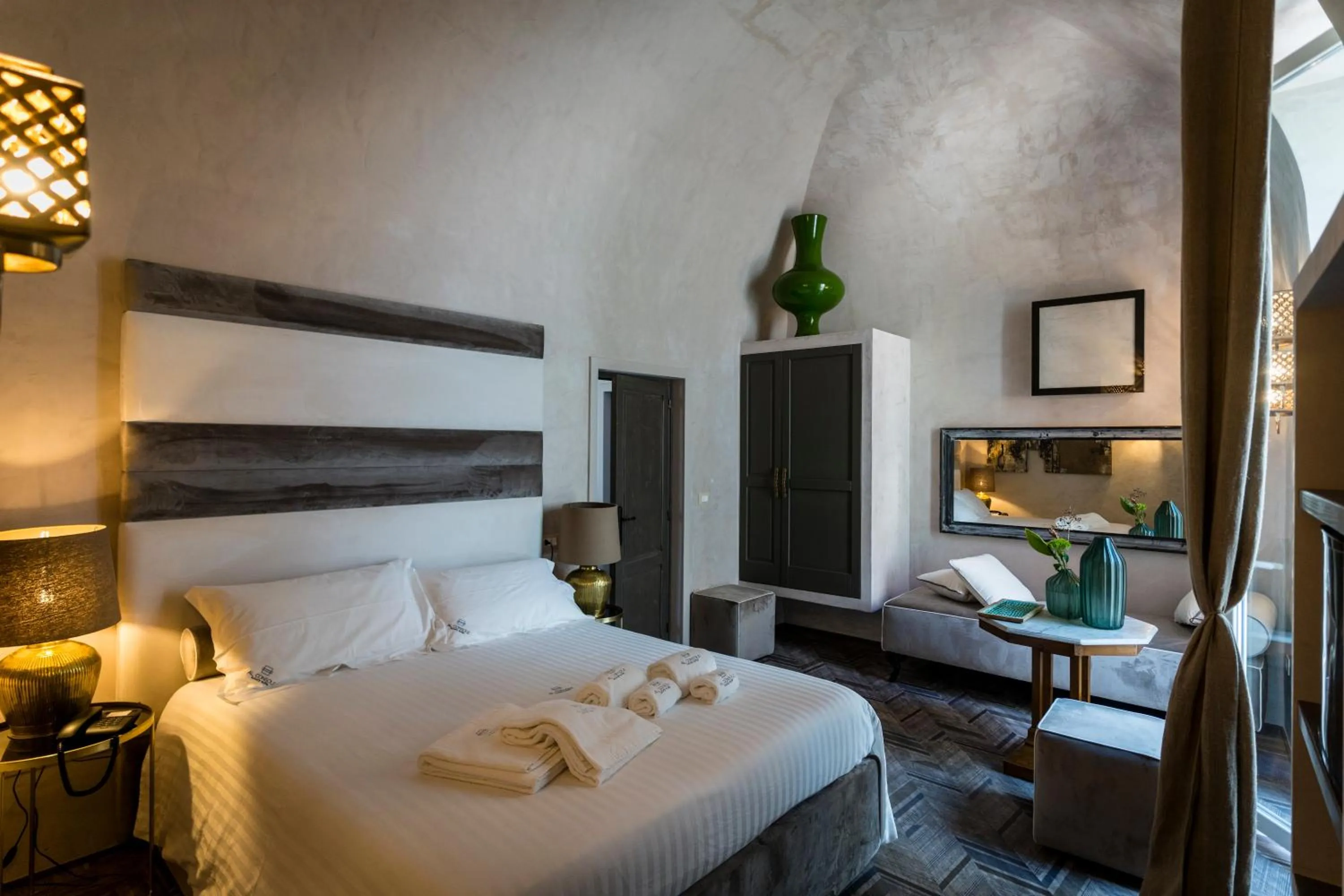 Bedroom, Bed in AL CONSOLE LUXURY SUITE