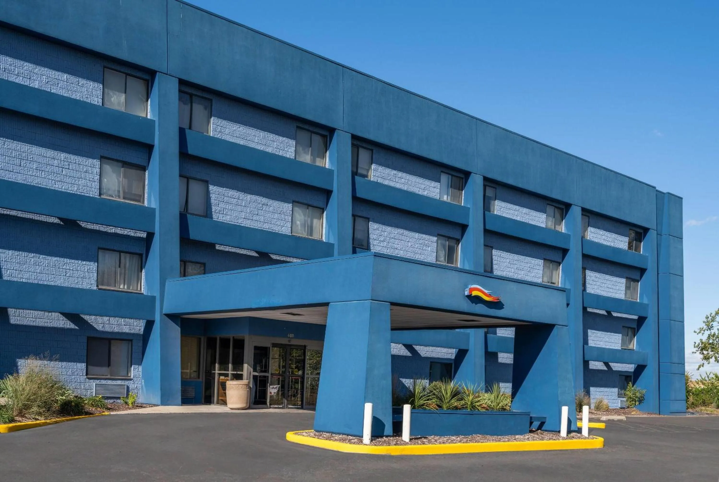 Property building in Baymont by Wyndham Davenport