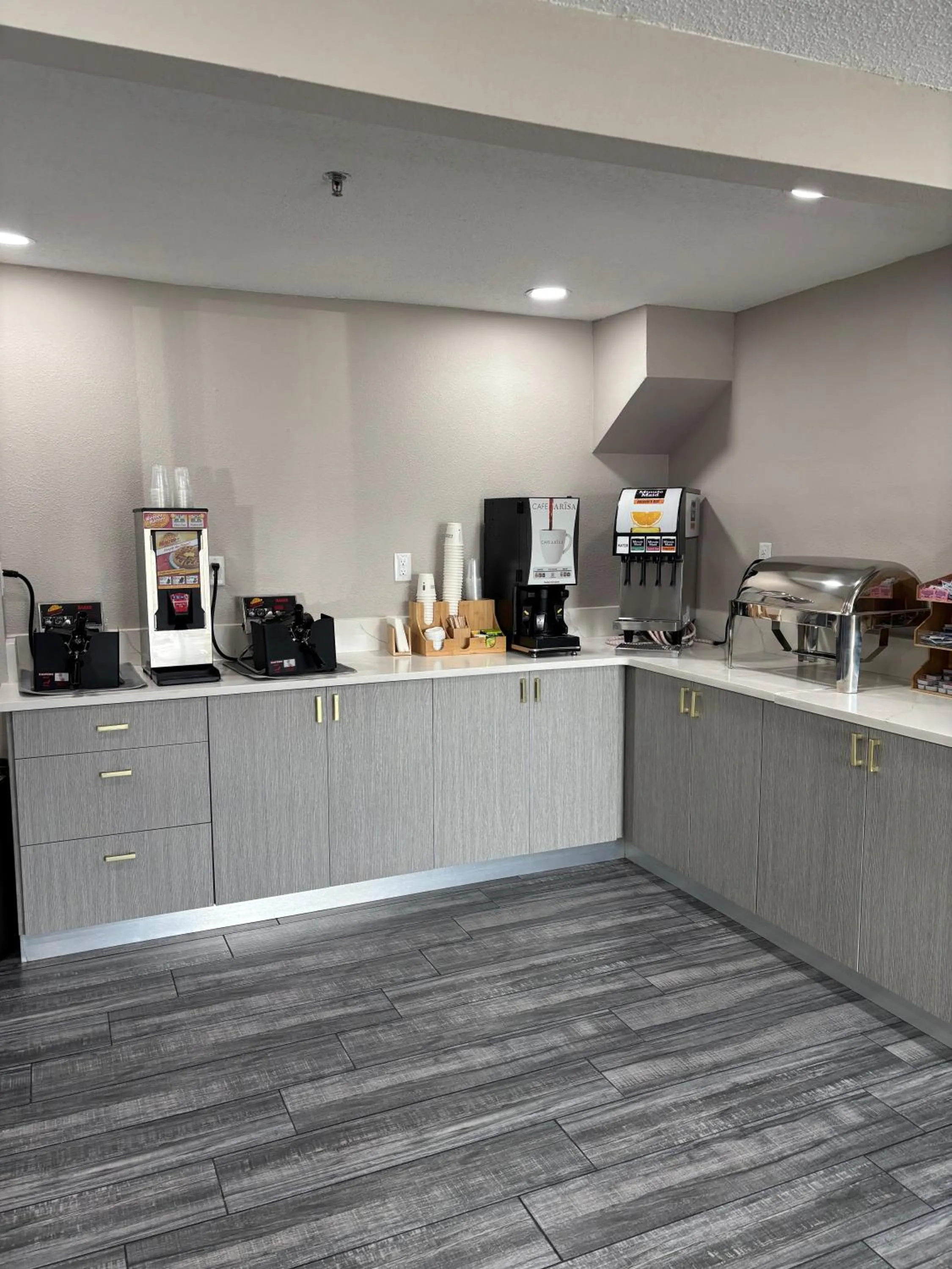 Breakfast in Baymont by Wyndham Davenport