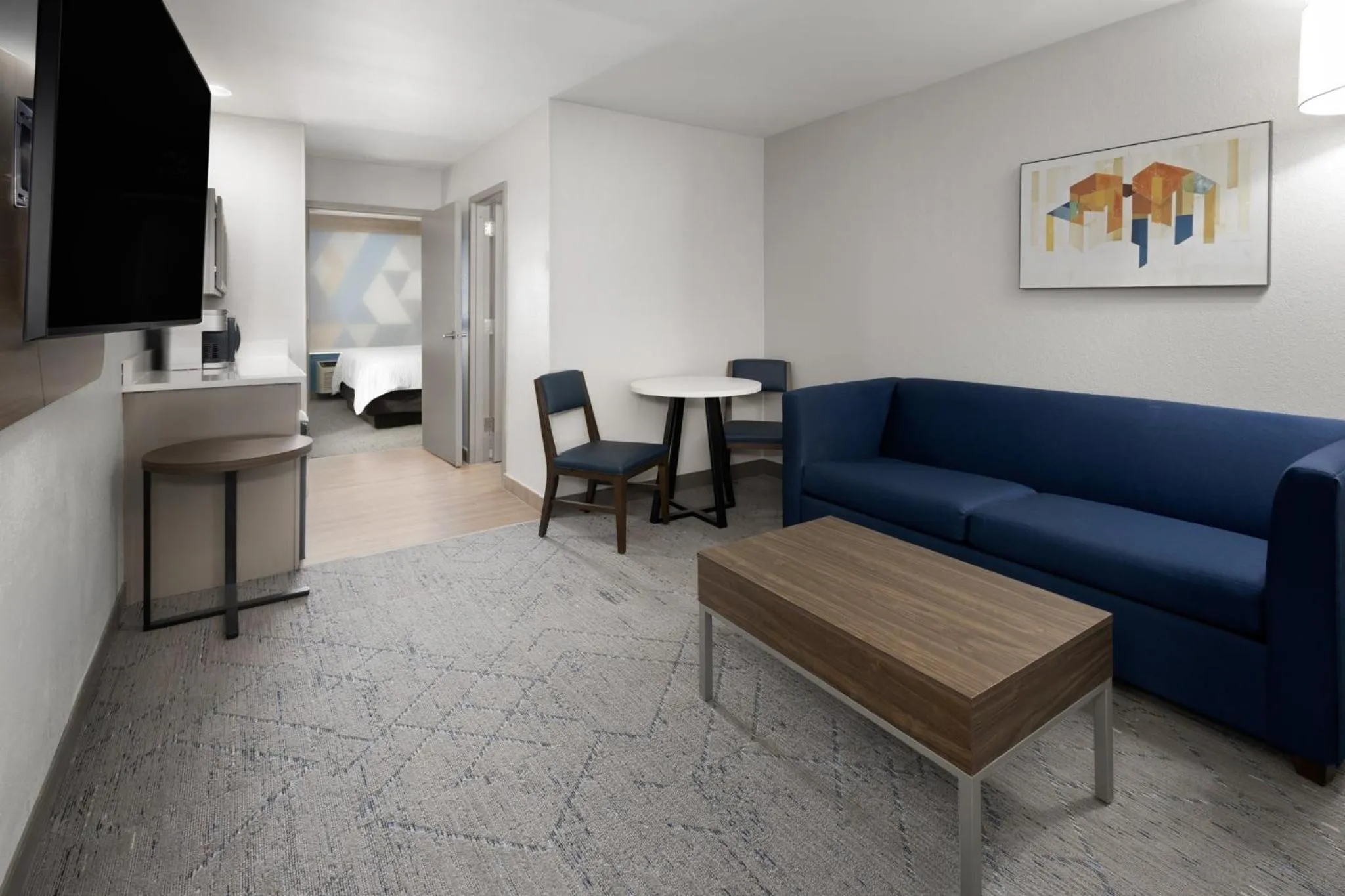 Bedroom in Holiday Inn Express & Suites Wyomissing by IHG