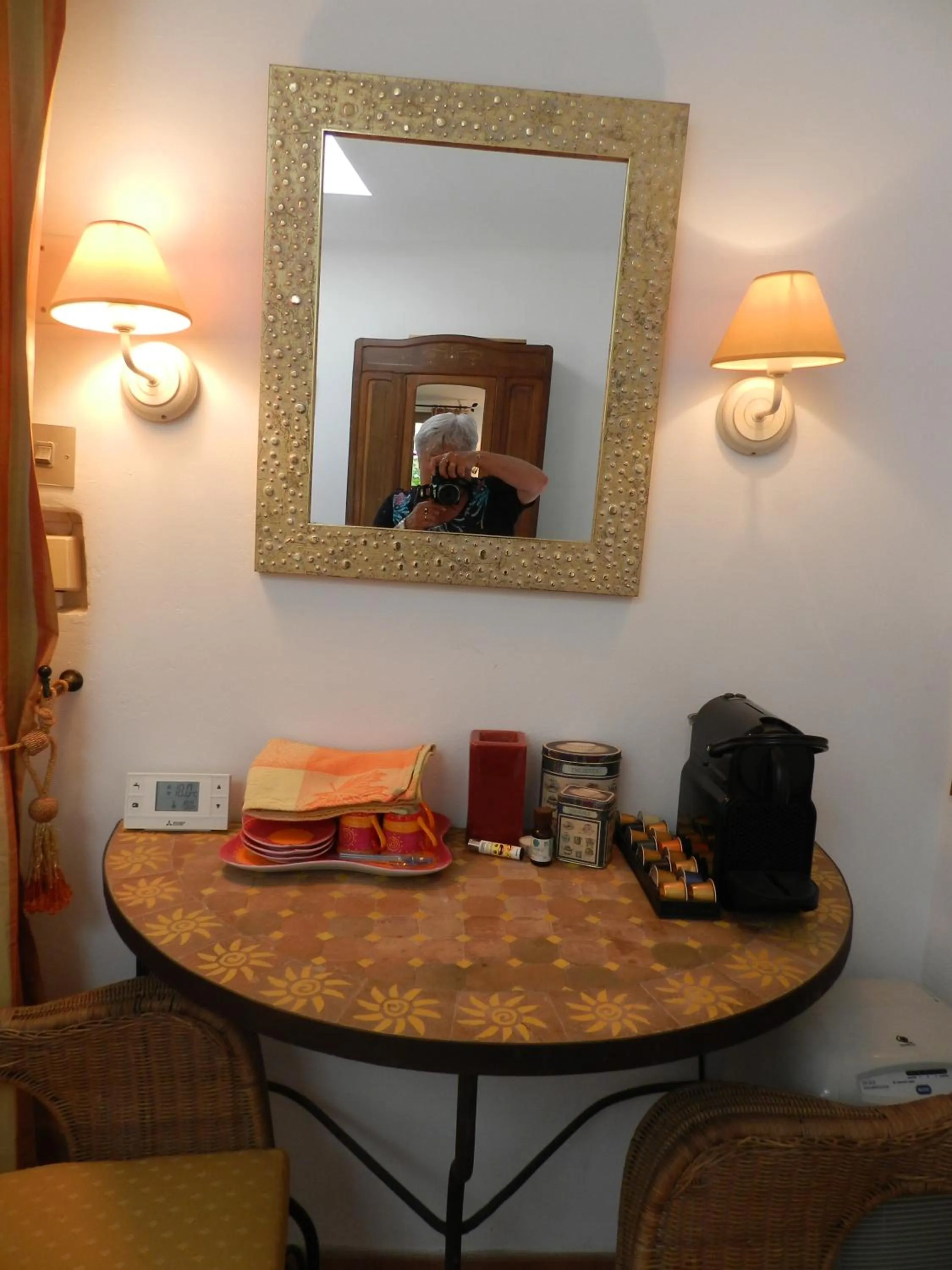 Decorative detail in Les Acanthes