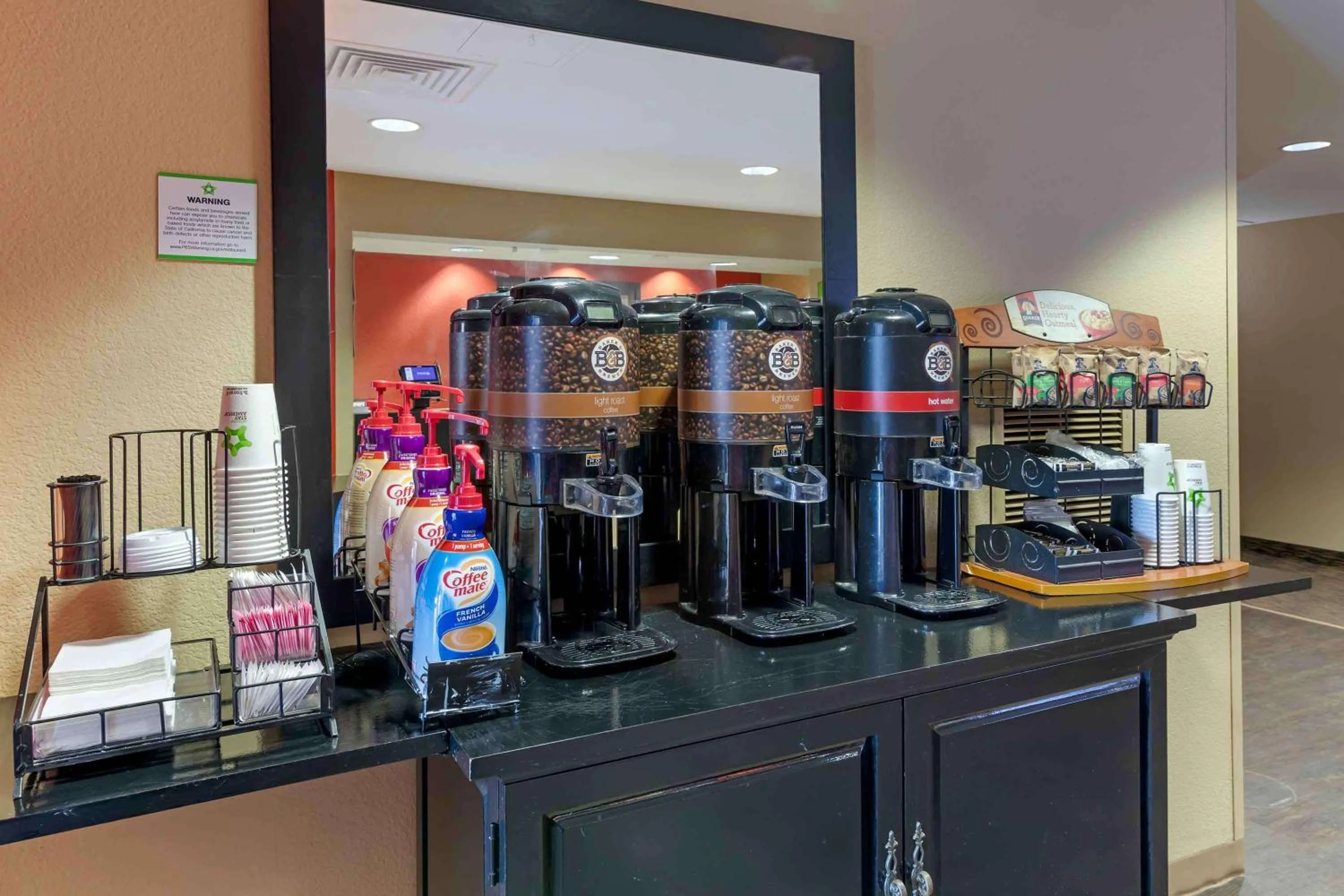 Breakfast in Extended Stay America Suites - Los Angeles - Chino Valley