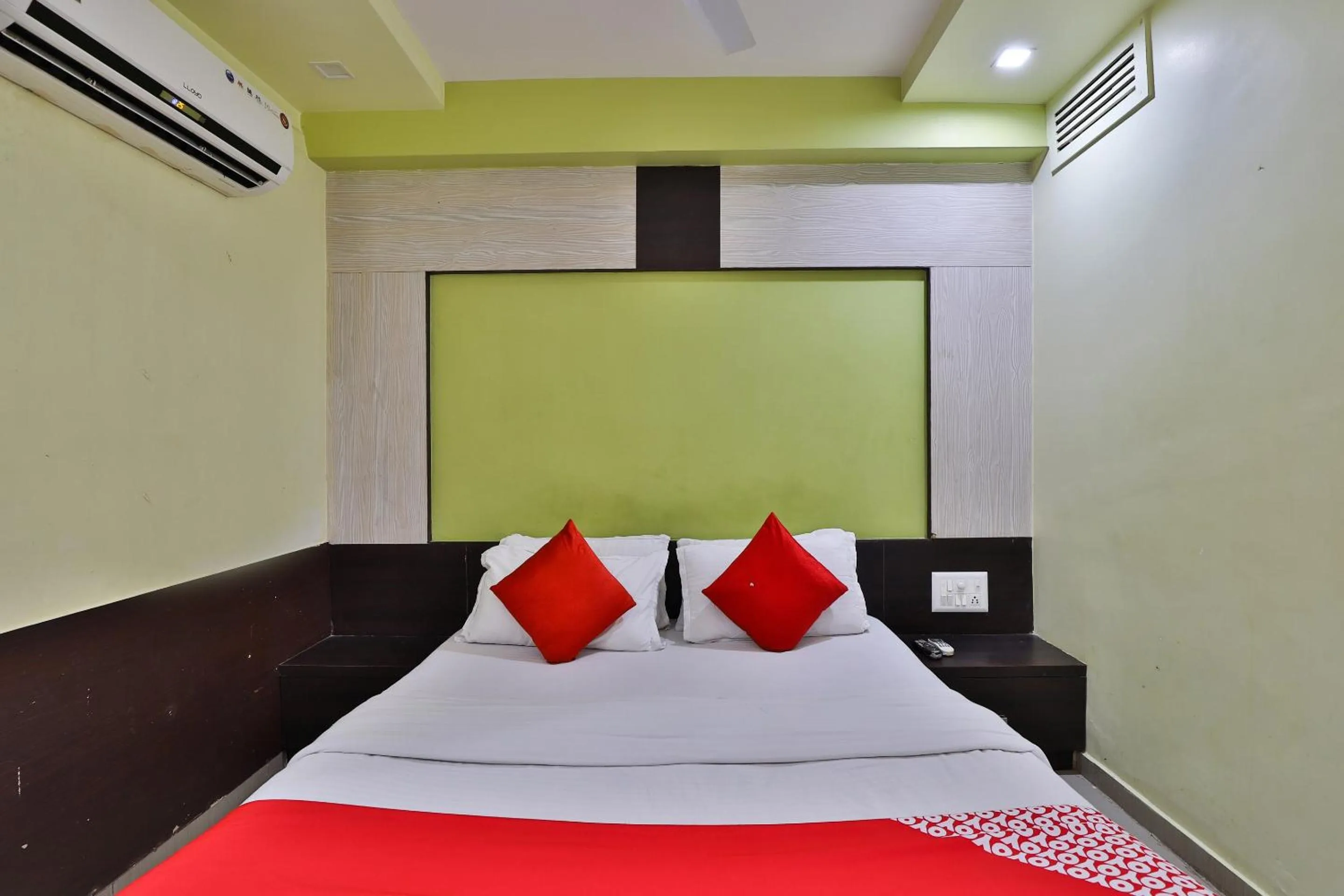 Bedroom in Hotel Balaji
