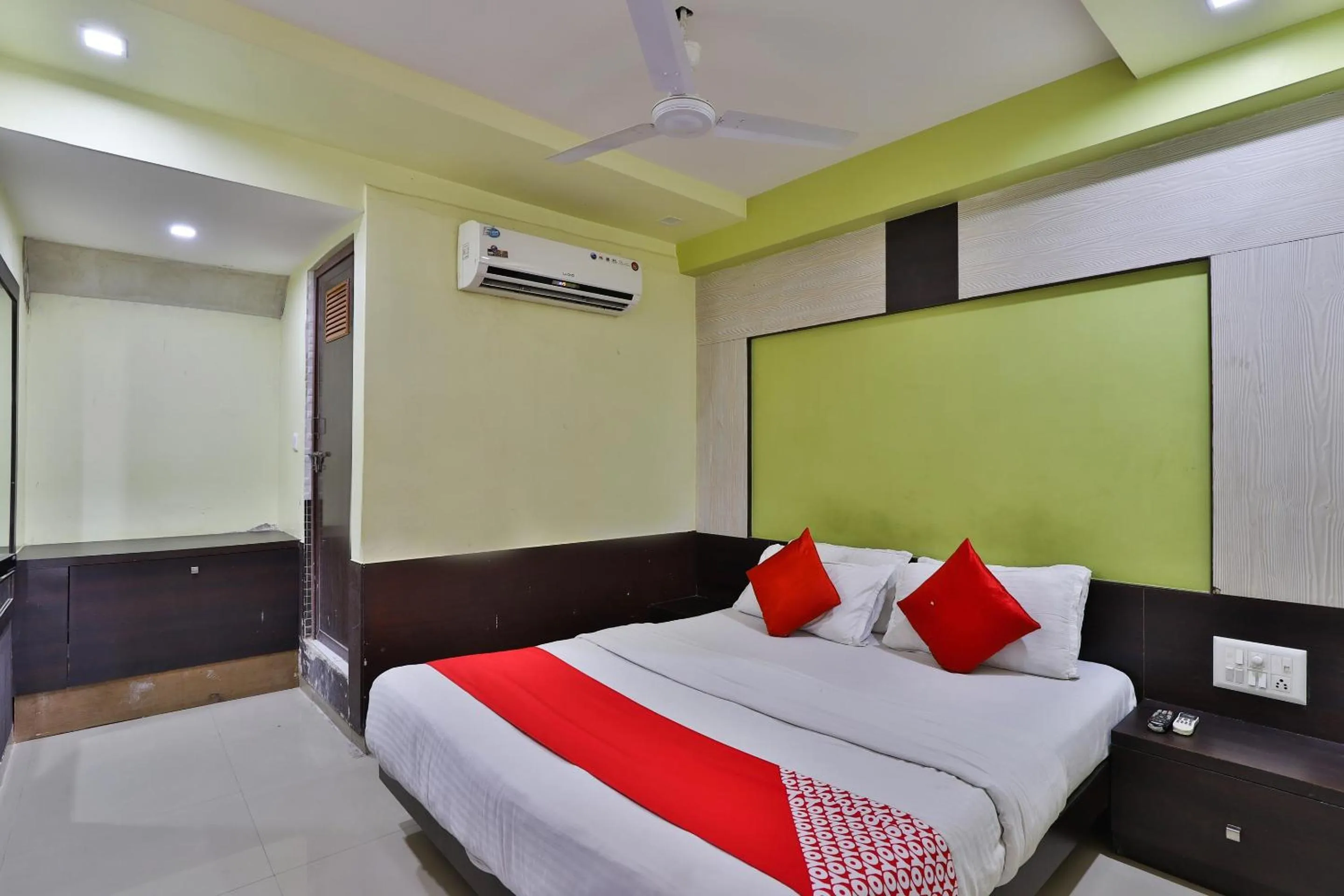 Bedroom in Hotel Balaji