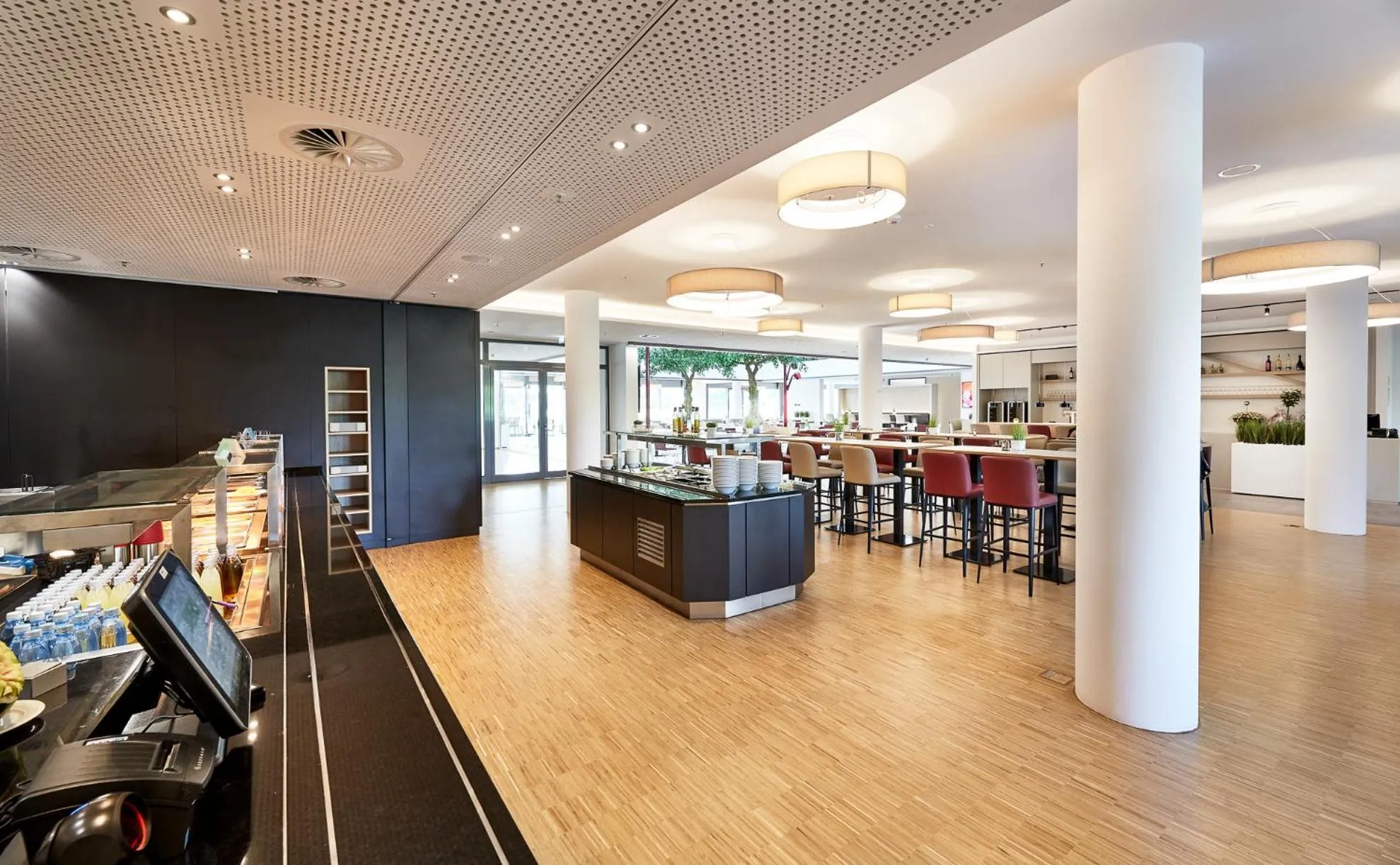 Restaurant/places to eat in Hotel Vivendi