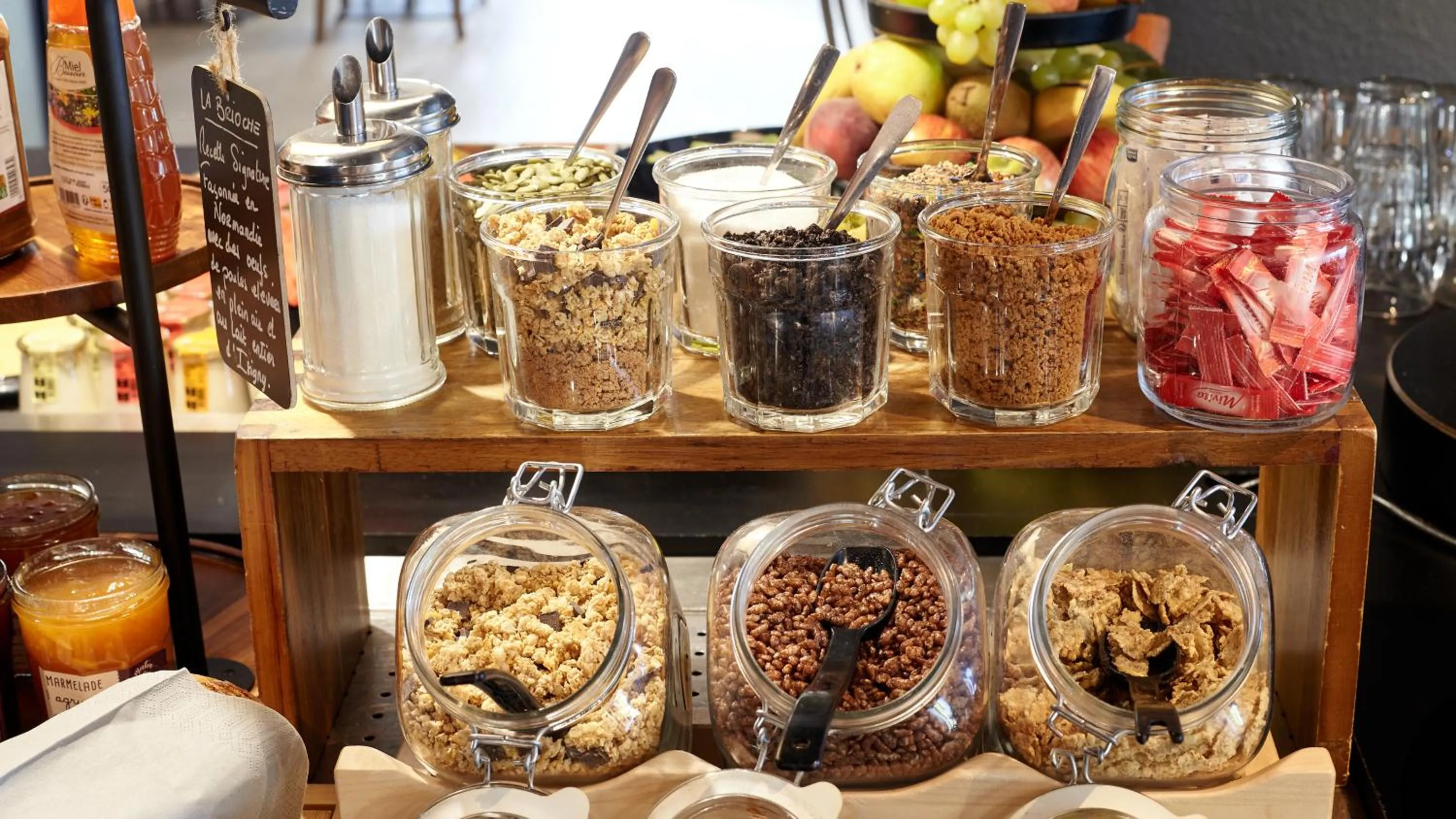 Breakfast in Campanile NATURE - Cergy Pontoise