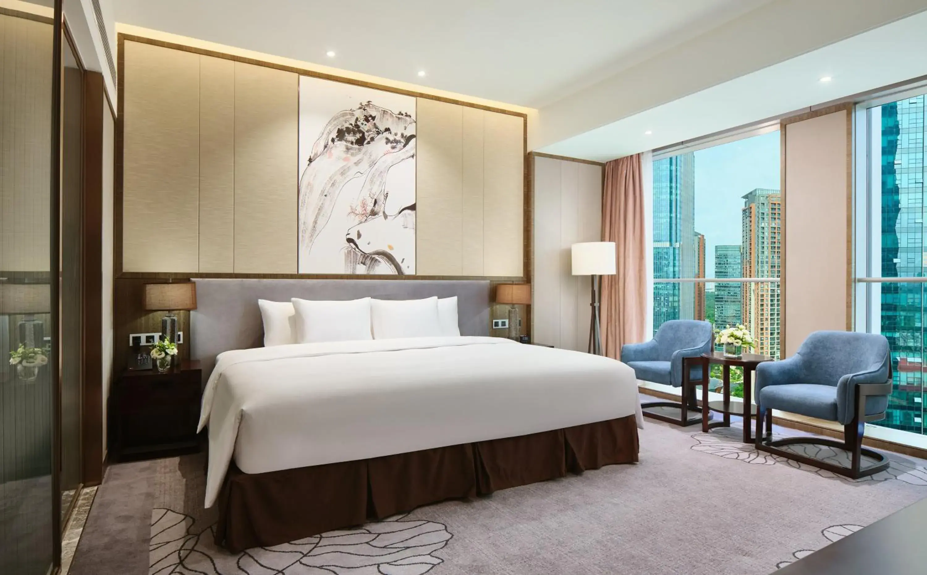 One-Bedroom King Suite - Lounge Access in Crowne Plaza Nanning City Center by IHG One-Bedroom King Suite - Lounge Access in Crowne Plaza Nanning City Center by IHG