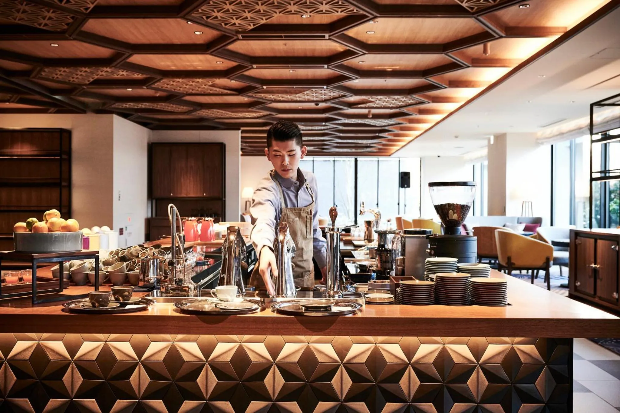 Lounge or bar in Hotel Indigo Hakone Gora by IHG