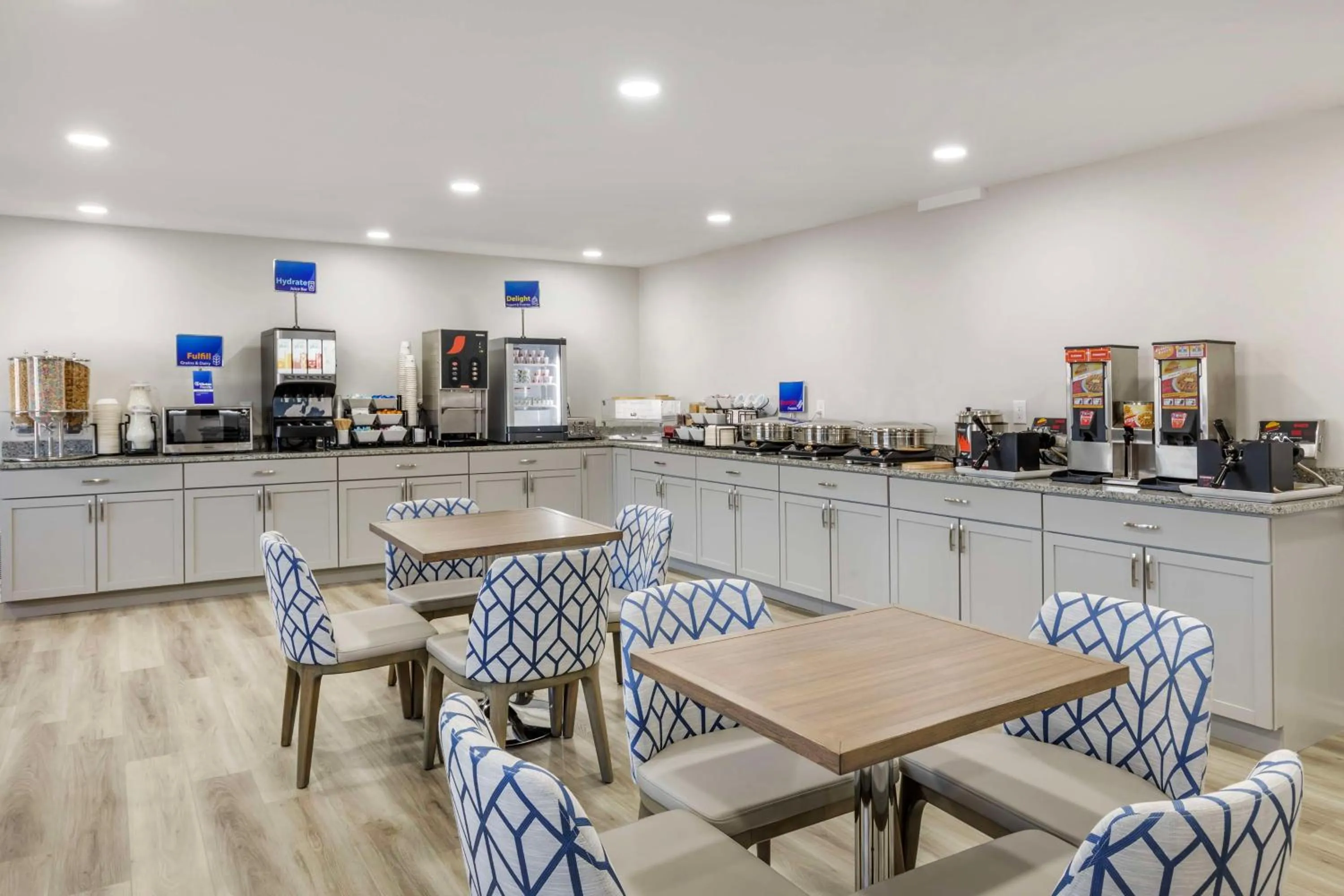 Breakfast in Best Western North Side Inn