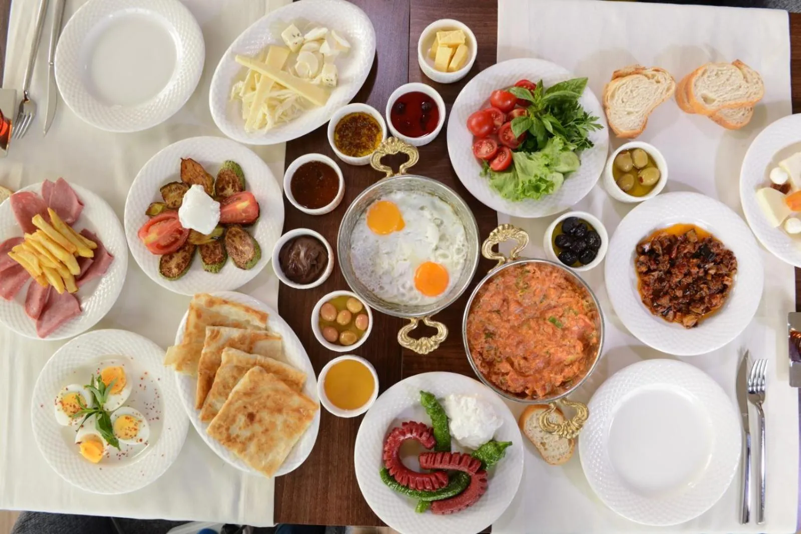 Breakfast in B&C HOTEL