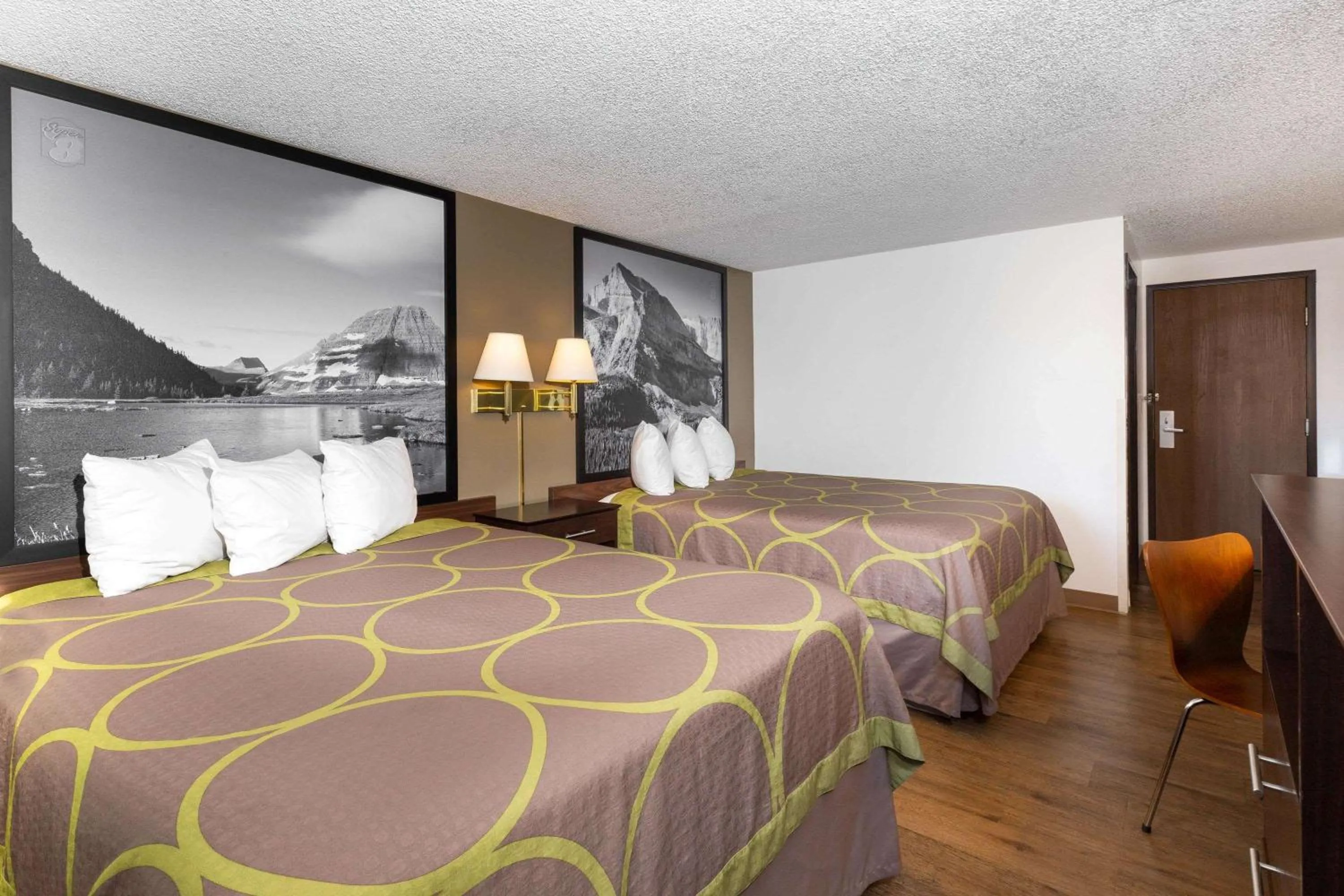 View (from property/room), Bed in Super 8 by Wyndham Missoula/Brooks Street