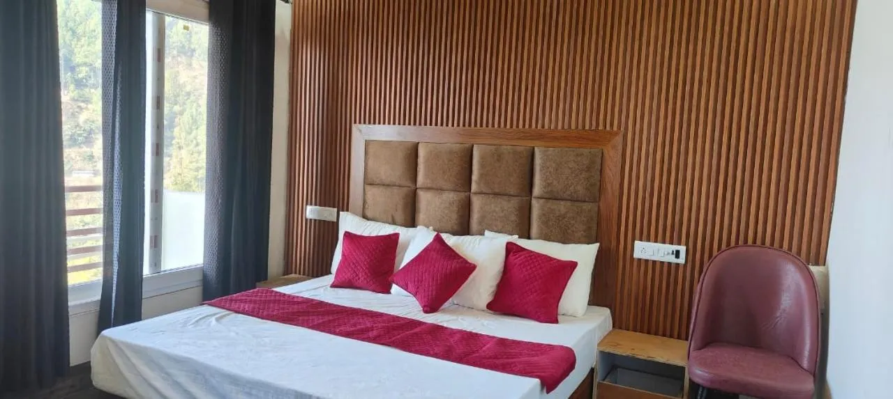 Sunny Pines Resort