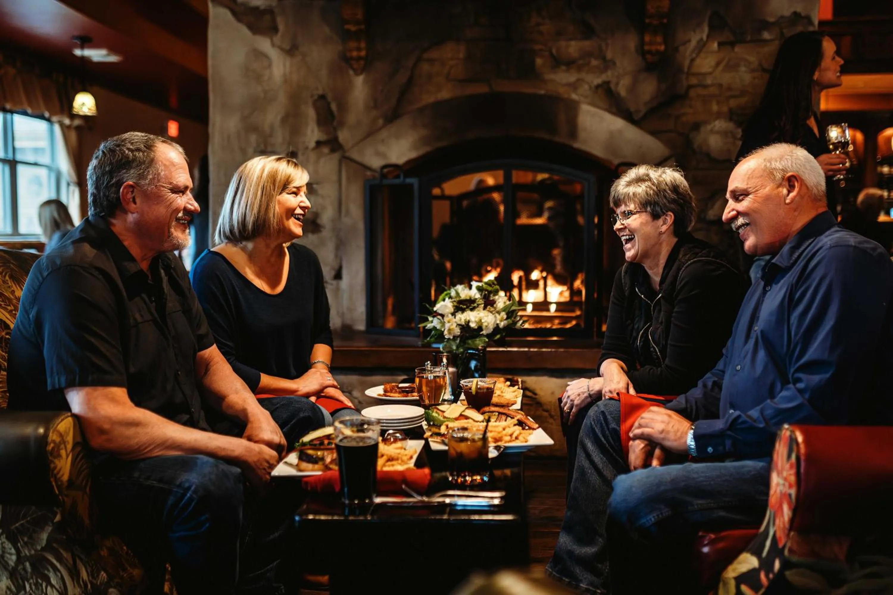 Lounge or bar in Oregon Garden Resort