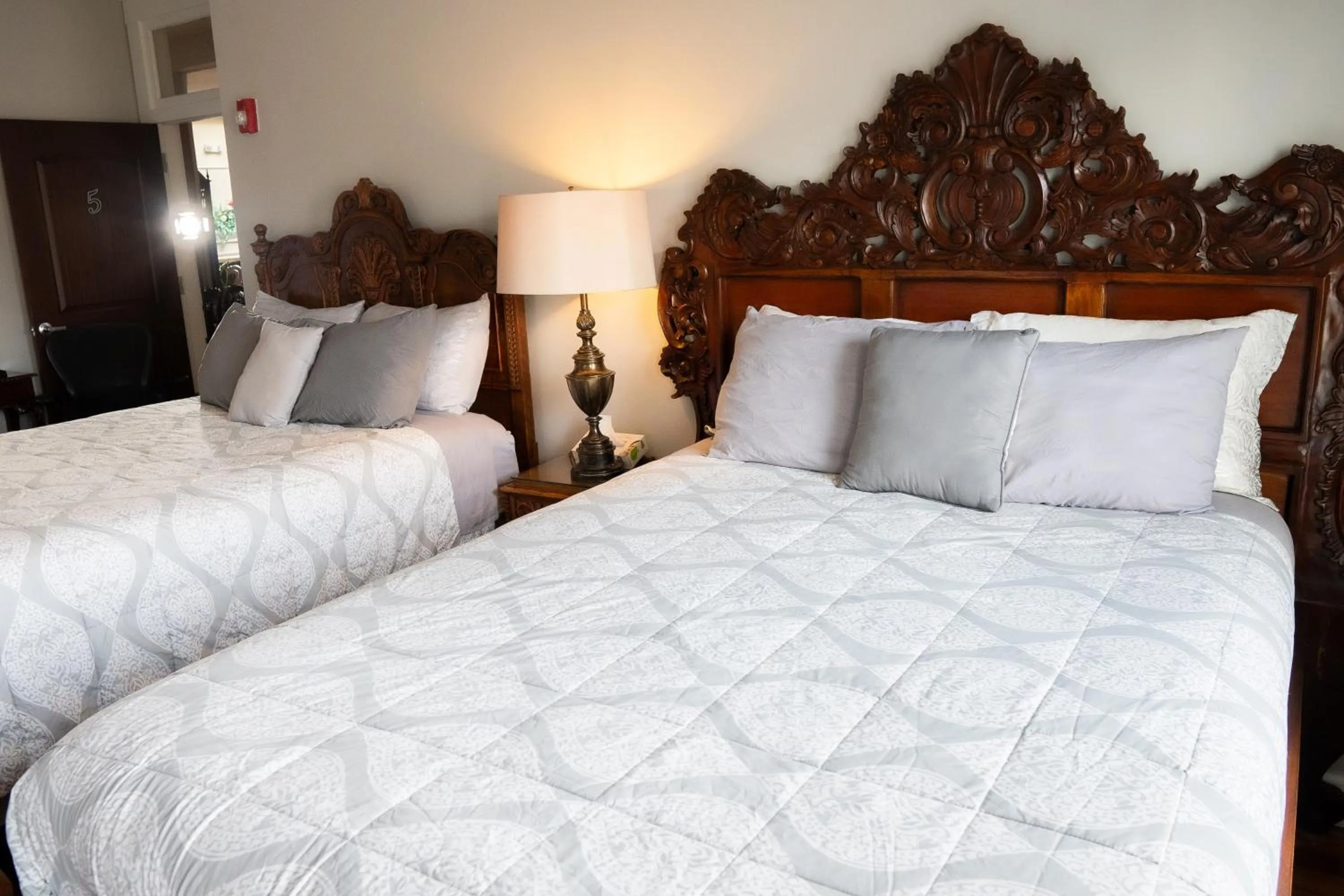 Bed in Oak Tree Hotel