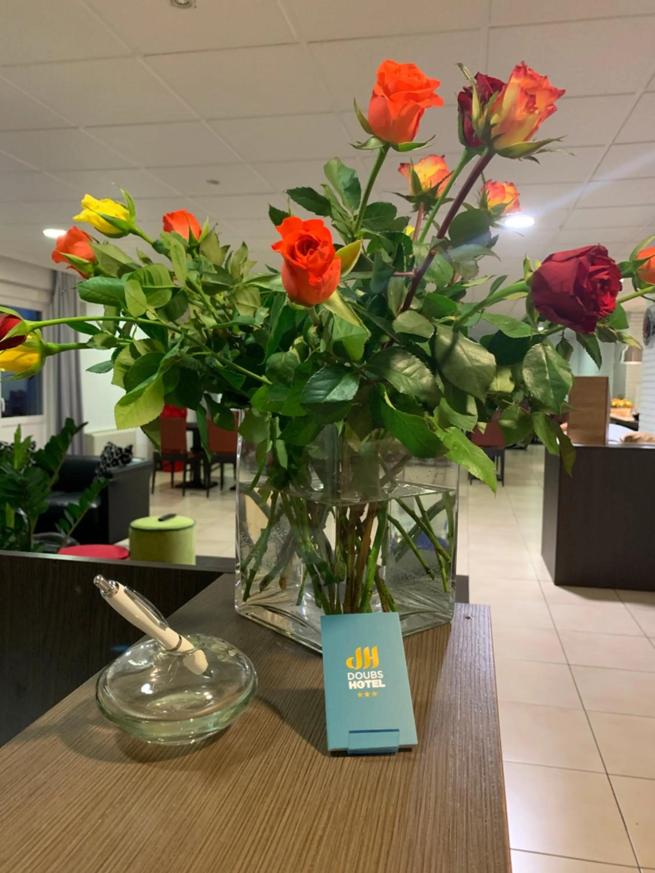 Lobby or reception in Doubs Hotel - Besançon Ecole Valentin