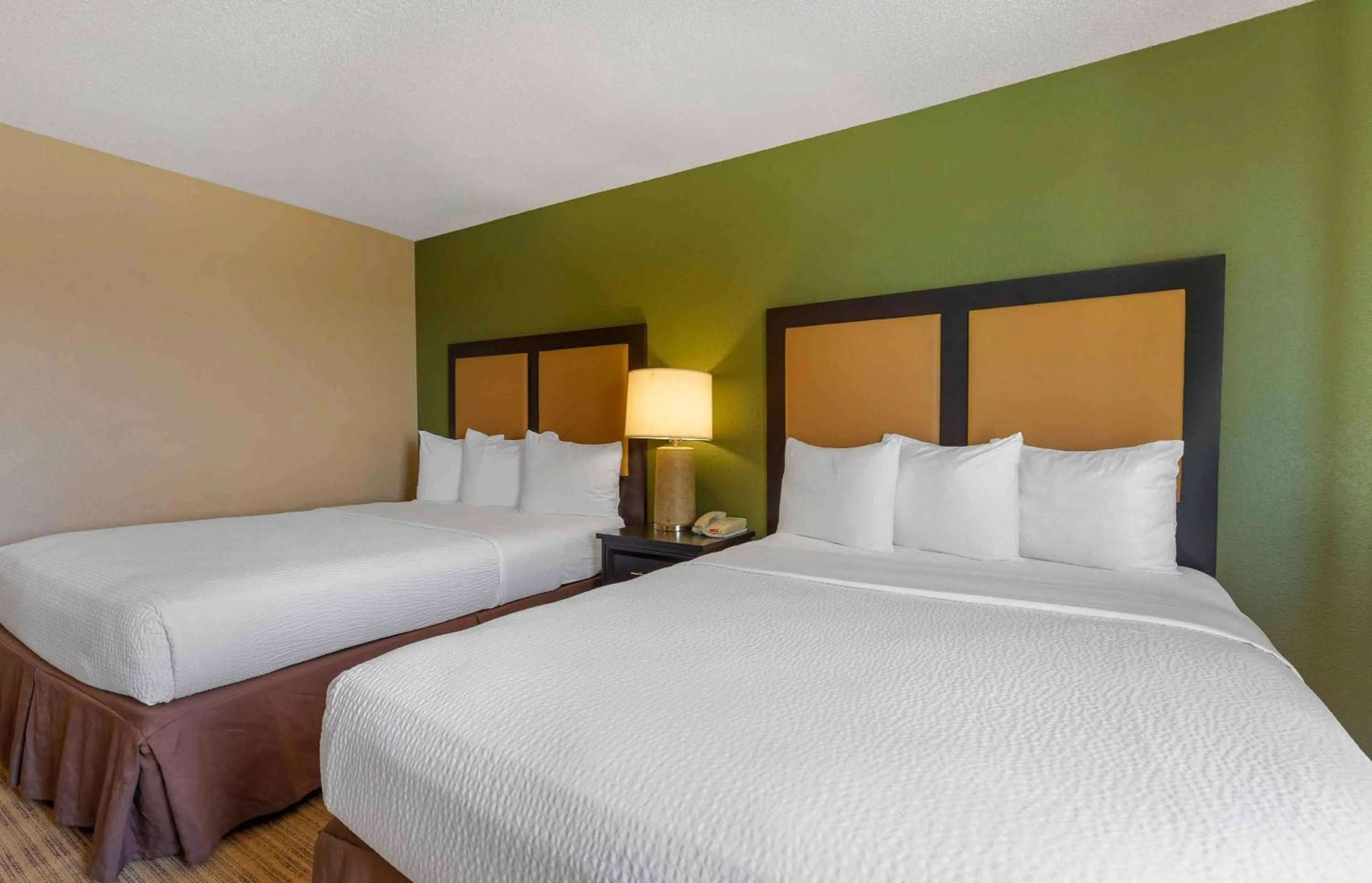Bedroom, Bed in Extended Stay America Select Suites - Houston - Willowbrook - HWY 249
