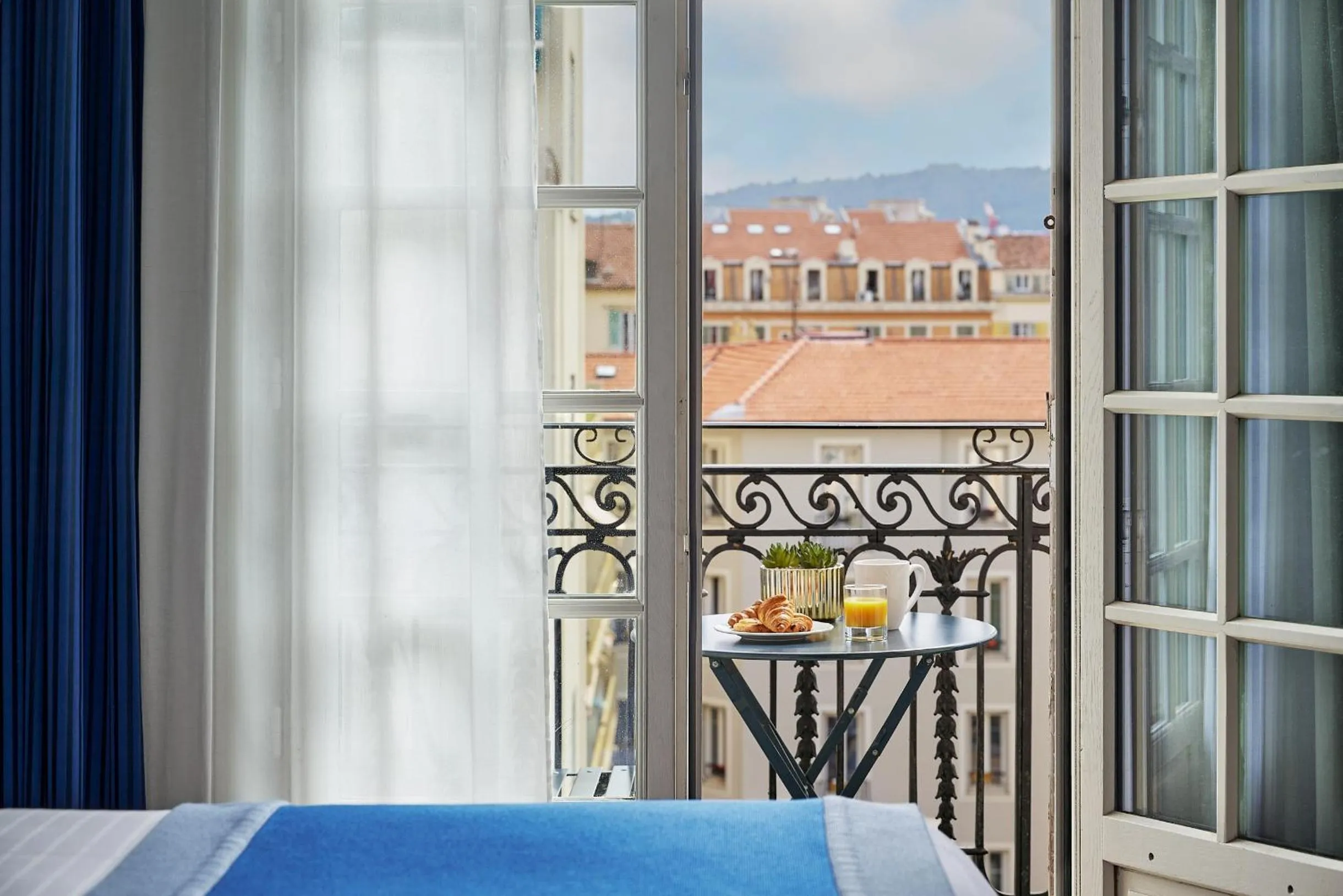 View (from property/room) in Nice Excelsior Centre ville by HappyCulture