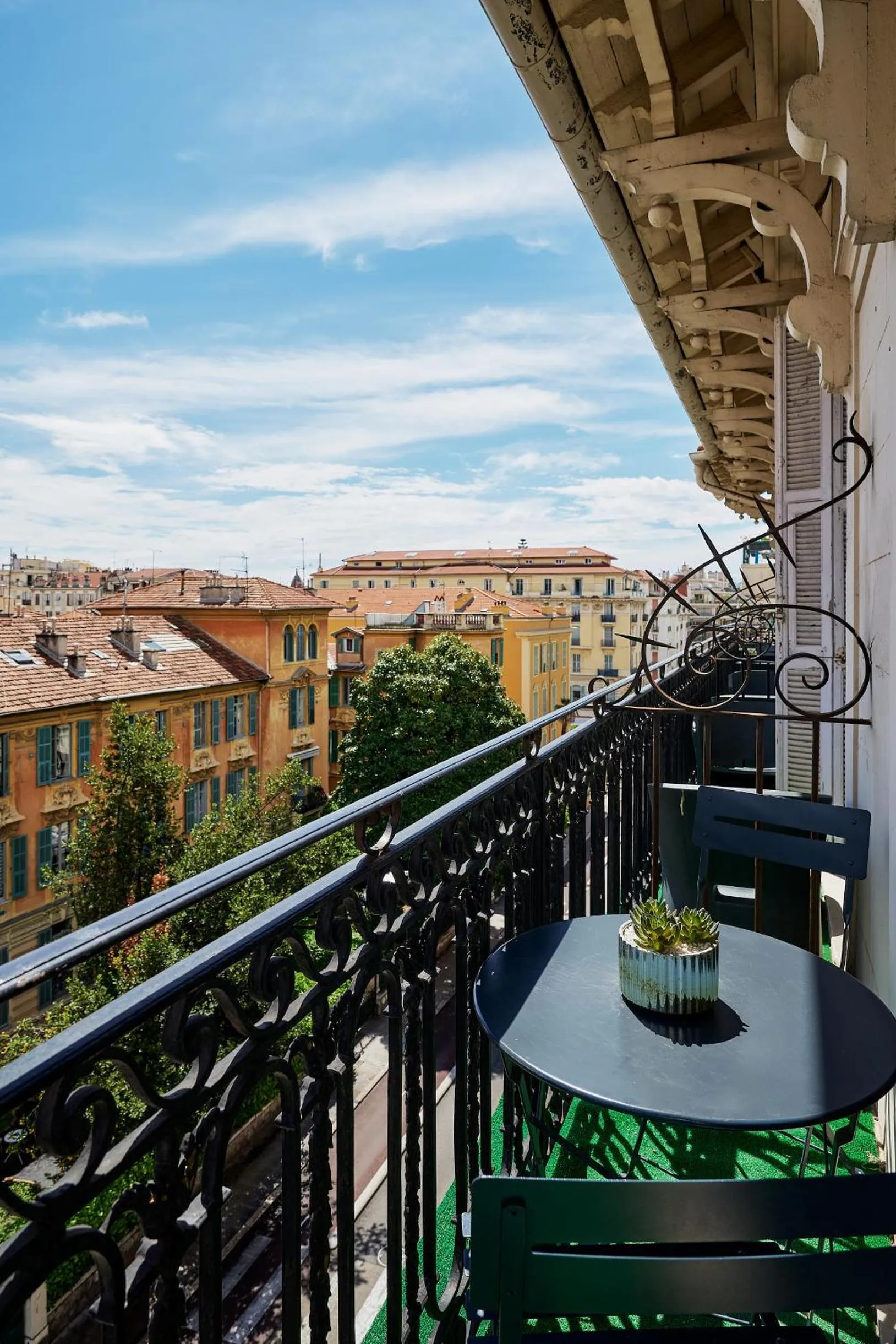Balcony/Terrace in Nice Excelsior Centre ville by HappyCulture