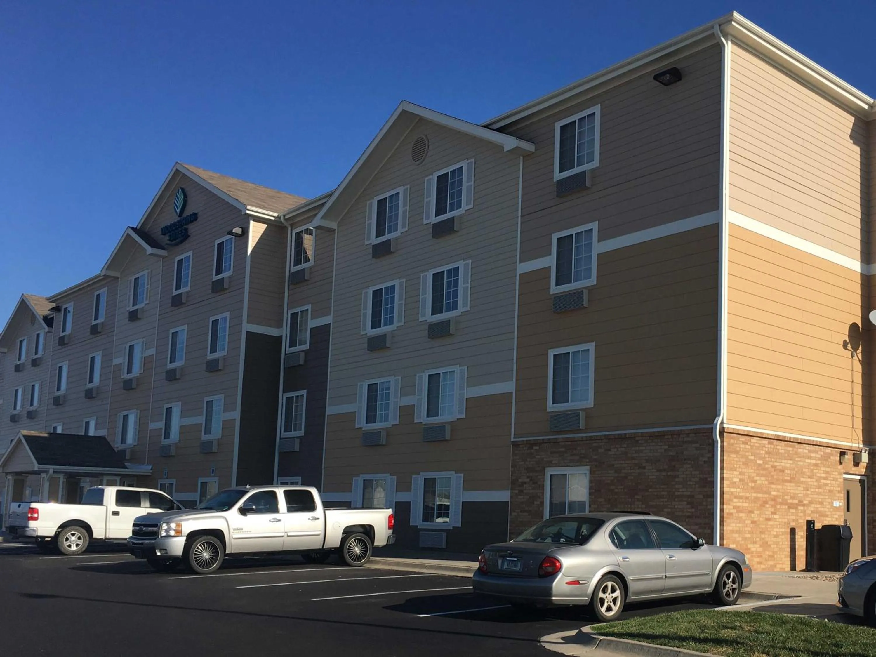 Property building in WoodSpring Suites Lincoln Northeast I-80
