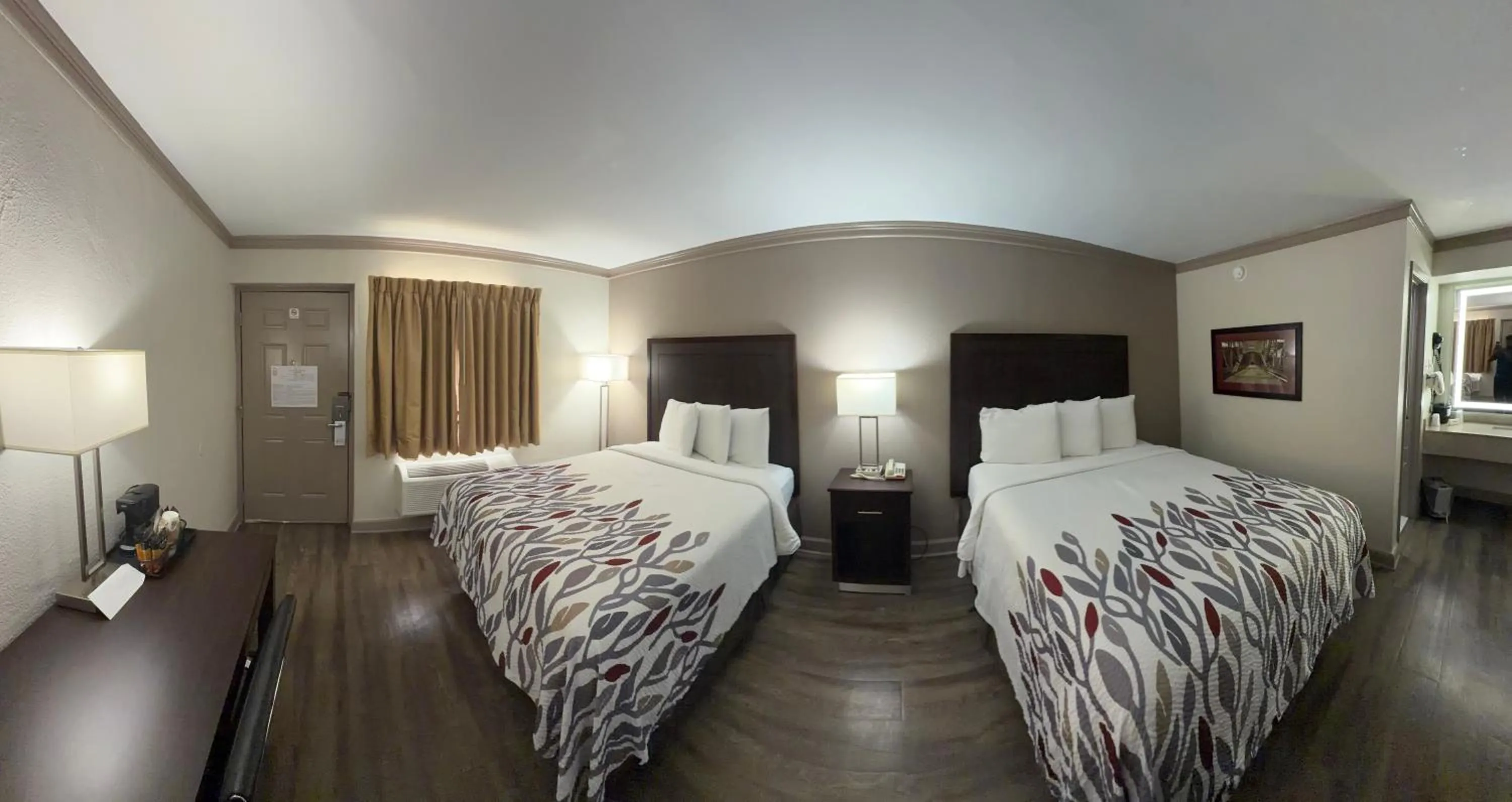 Bed in Red Roof Inn Forrest City