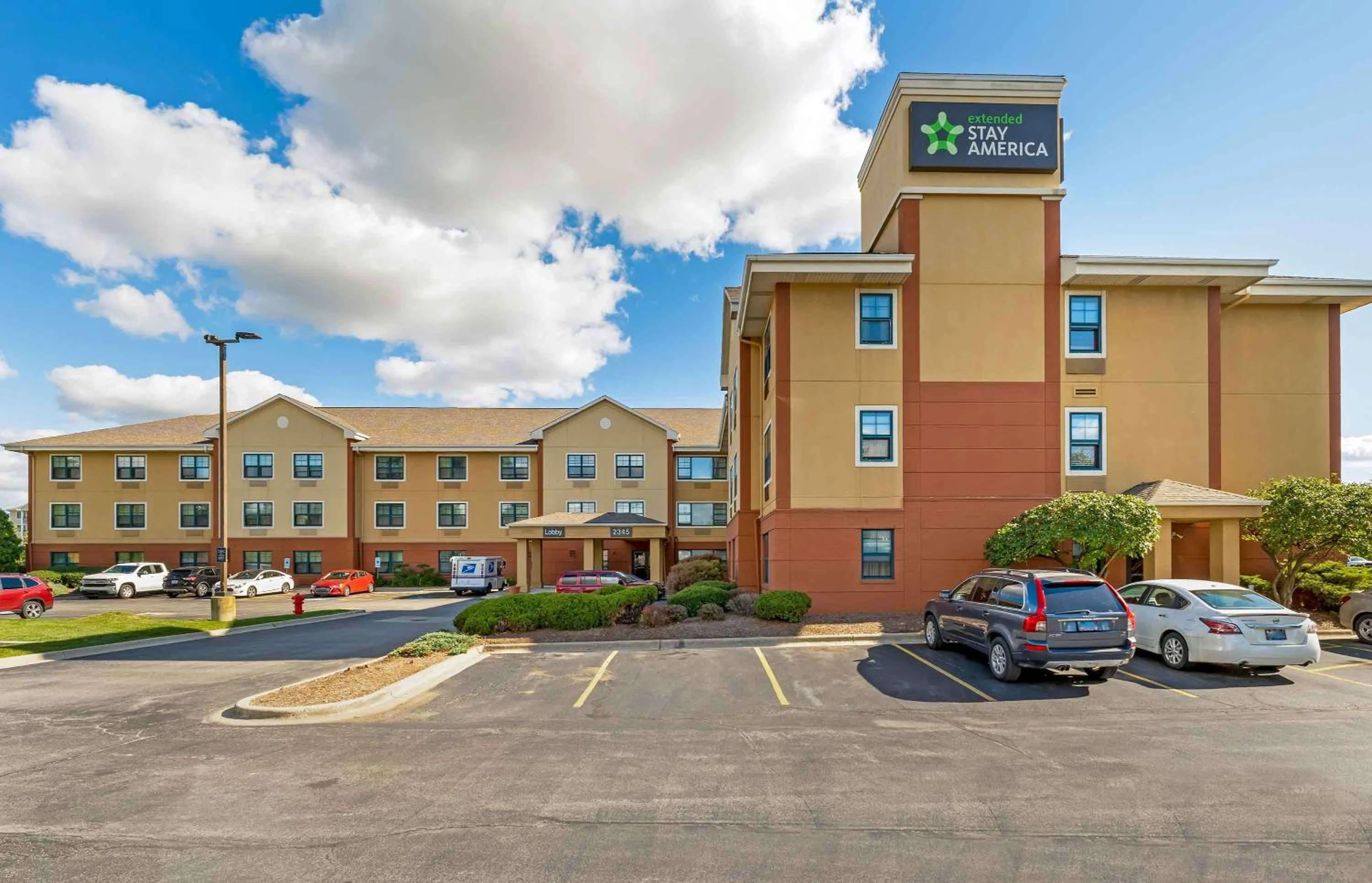 Property building in Extended Stay America Select Suites - Chicago - Darien